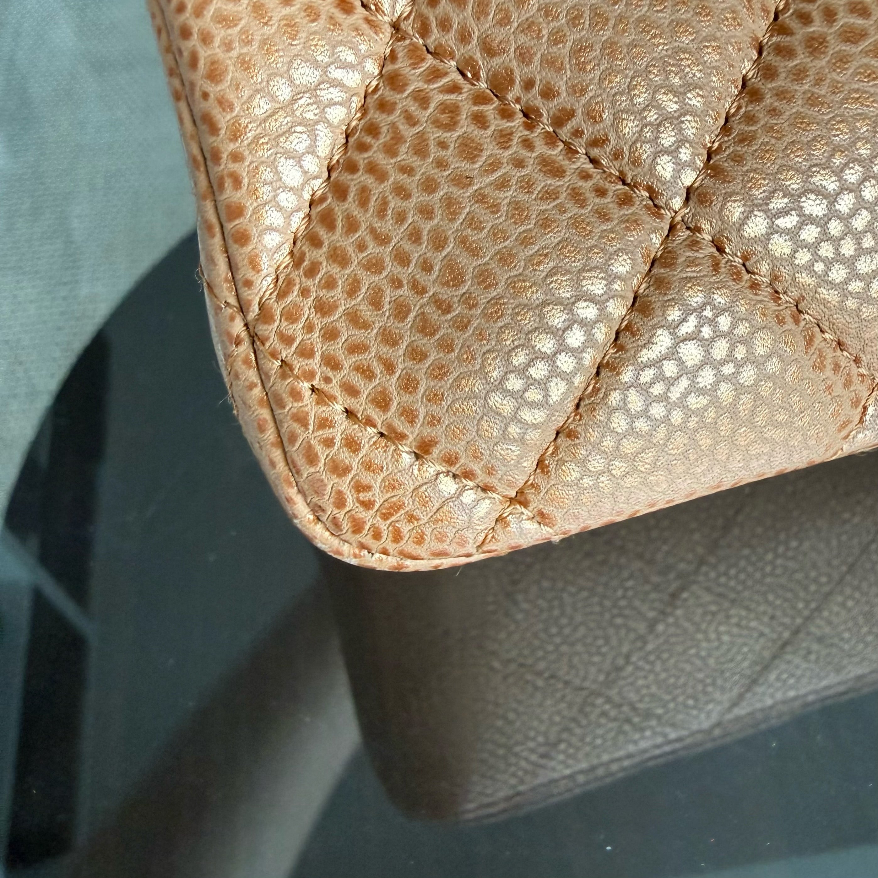 Chanel Classic Flap Medium - 25CM Quilted Caviar Gold Gold Hardware Series 14