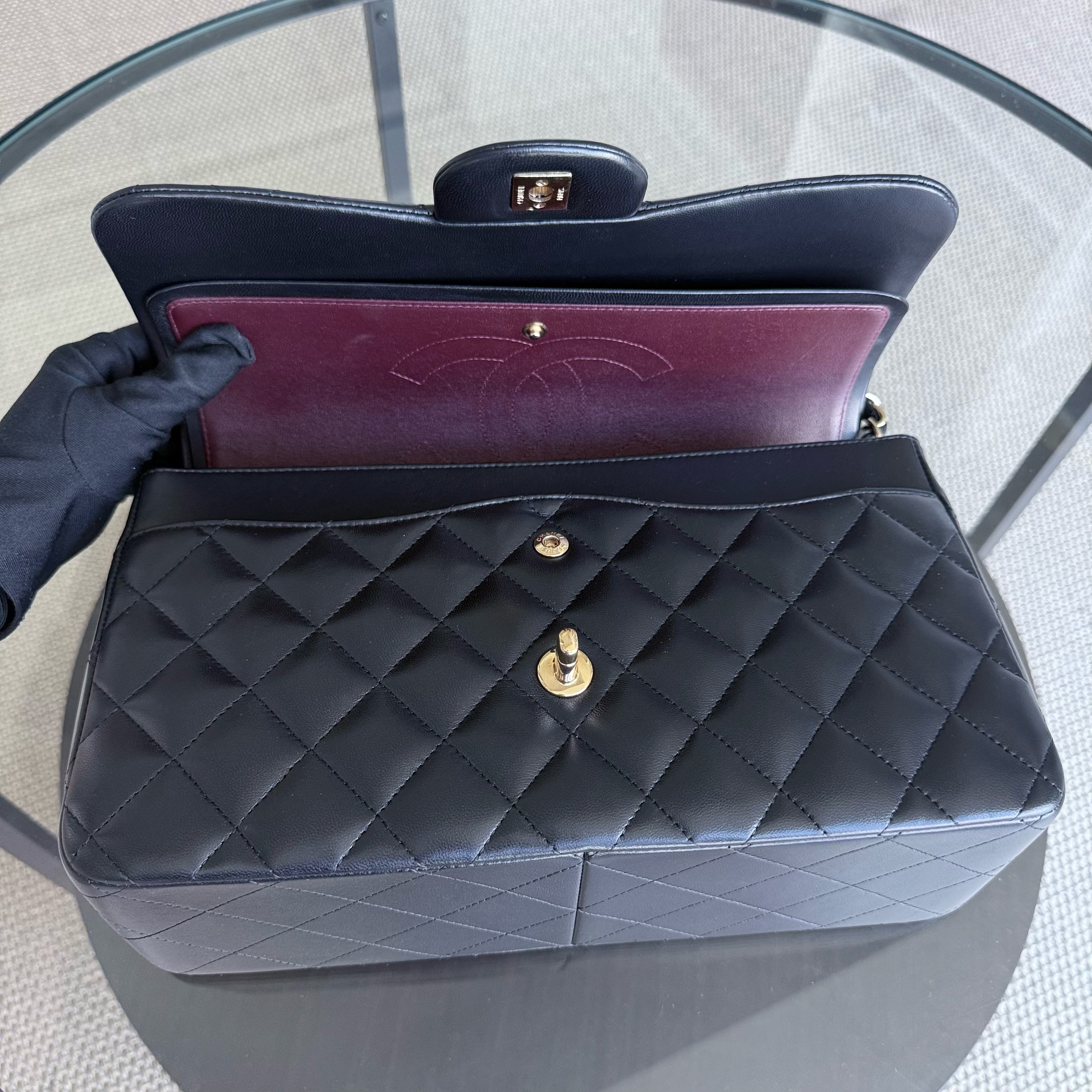 Chanel Classic Flap Jumbo - Double Flap 30CM Quilted Lambskin Black Gold Hardware Series 19