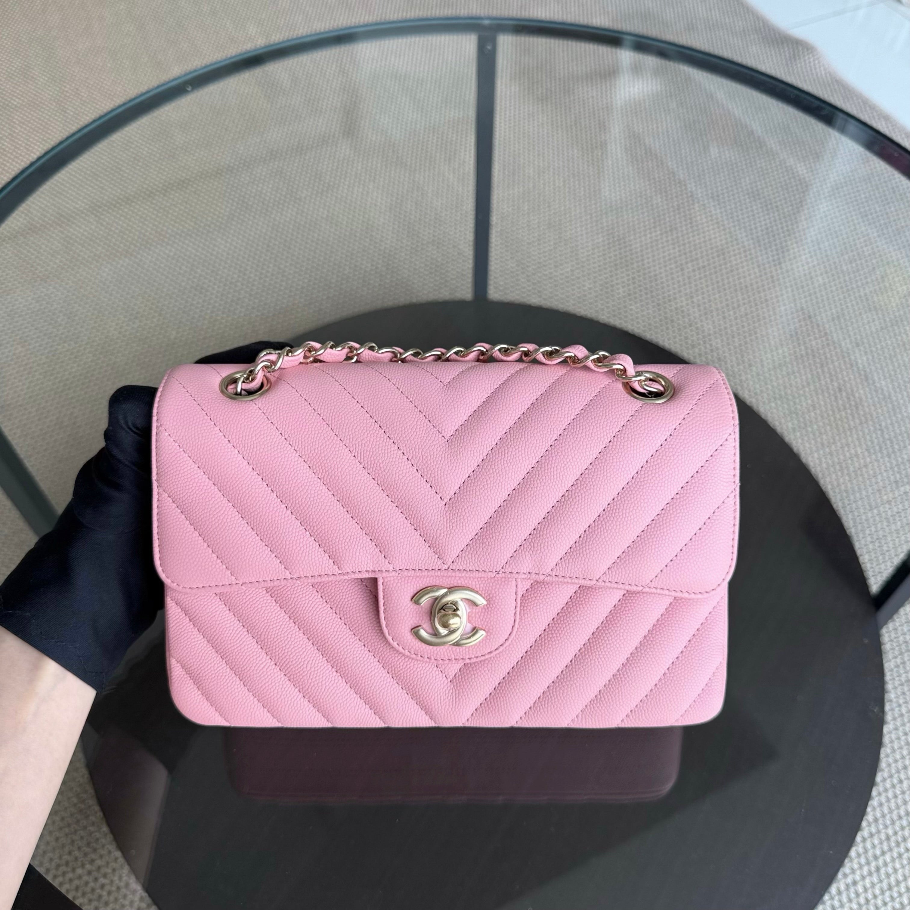 Chanel Classic Flap Small - Caviar 23CM Chevron Light Pink Gold Hardware Series 28