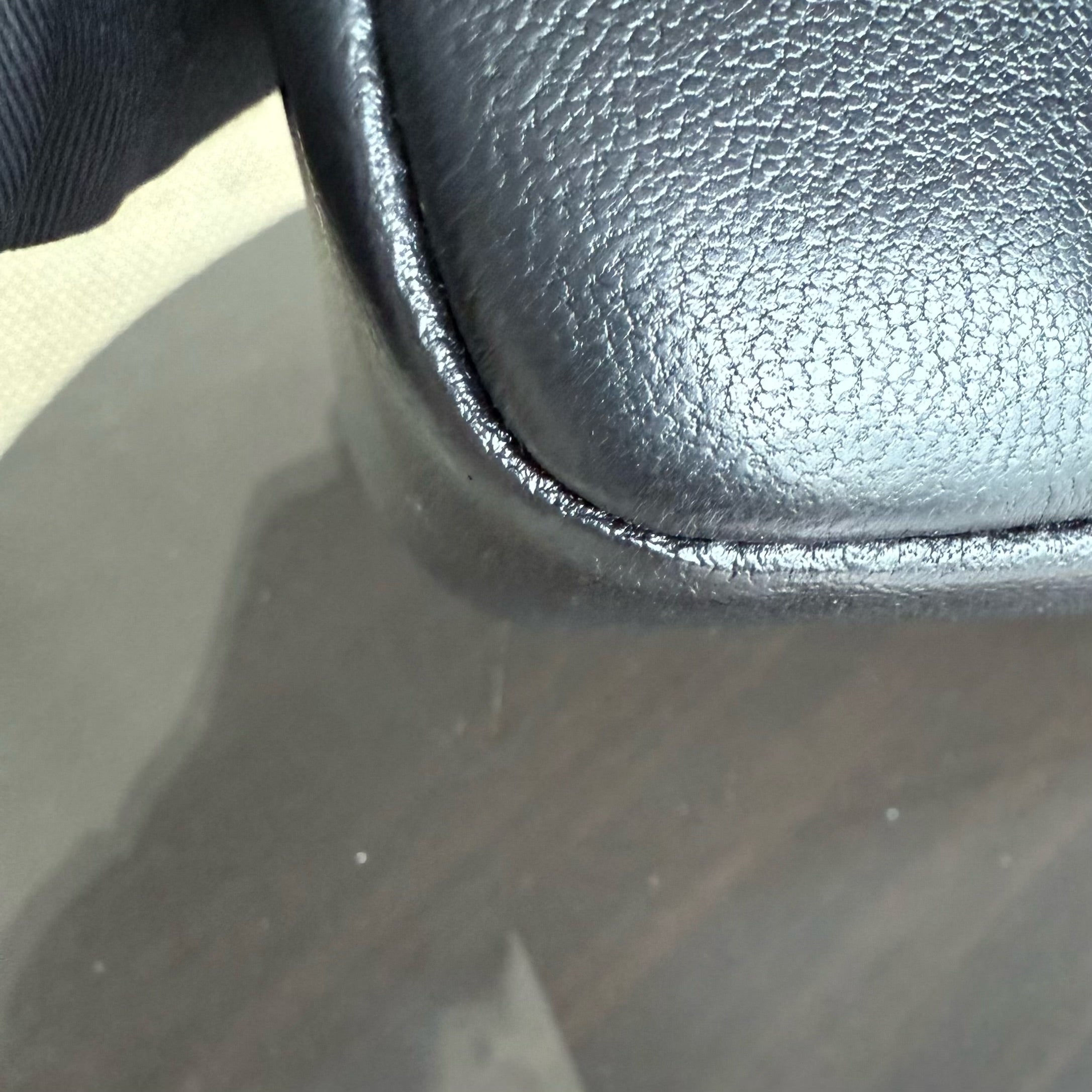 Chanel Diana Reissue Small - 22CM Quilted Lambskin Black Gold Hardware Series 20