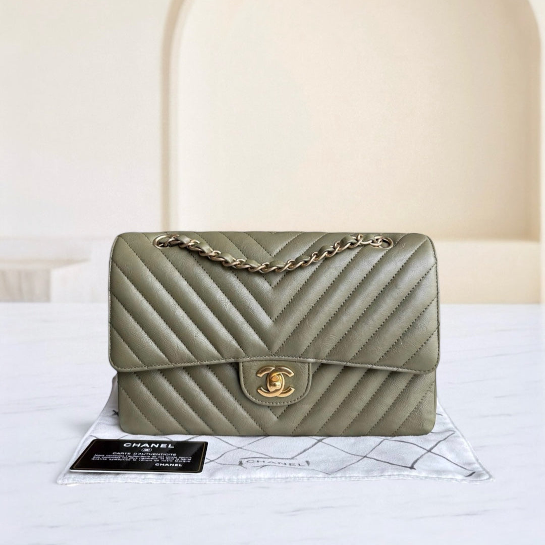 Chanel Classic Flap Medium - 25CM Chevron Grained Calfskin Olive Green Gold Hardware Series 23