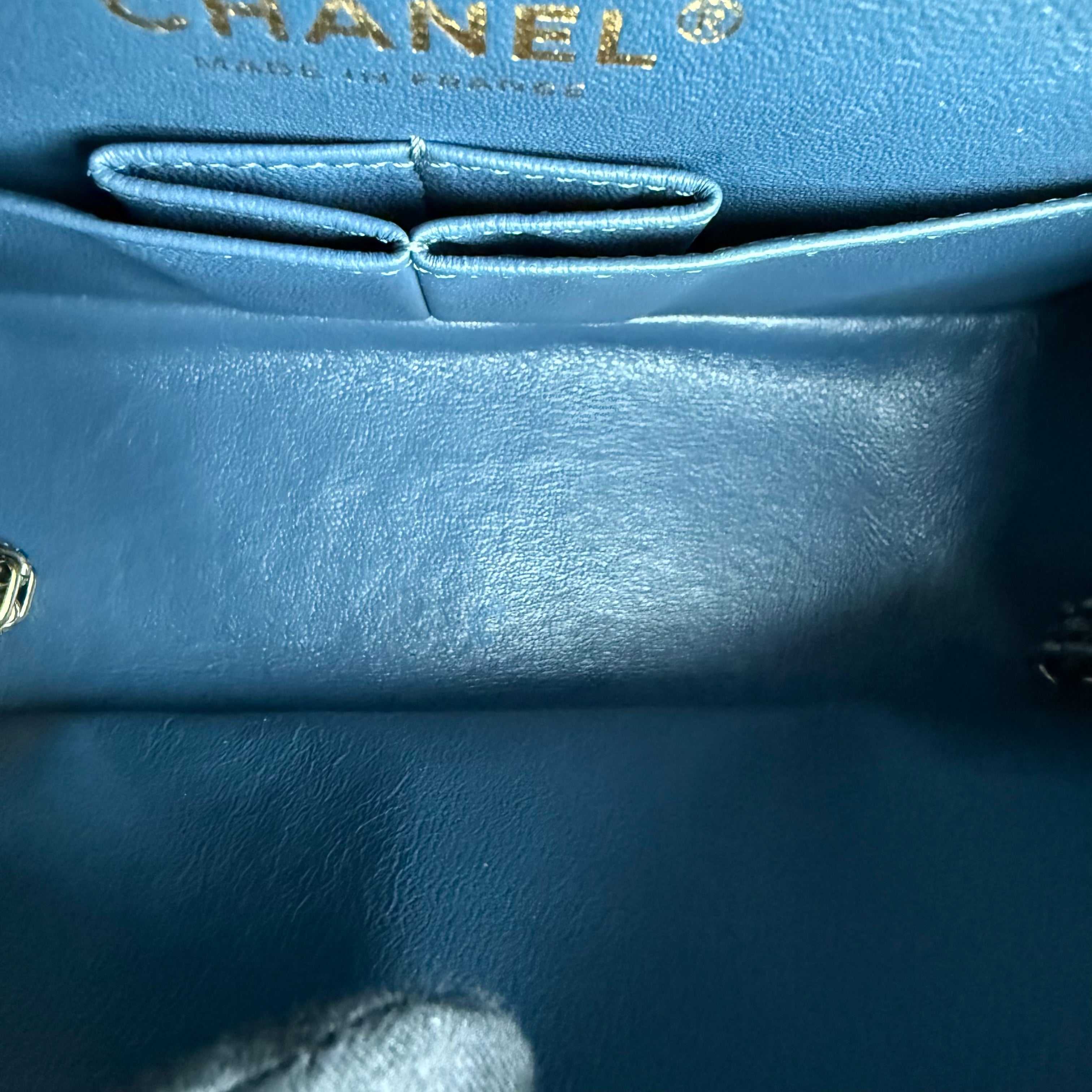 Chanel 2.55 Reissue Mini - 20CM Quilted Caviar Aged Grained Calfskin Blue Gold Hardware Series 23