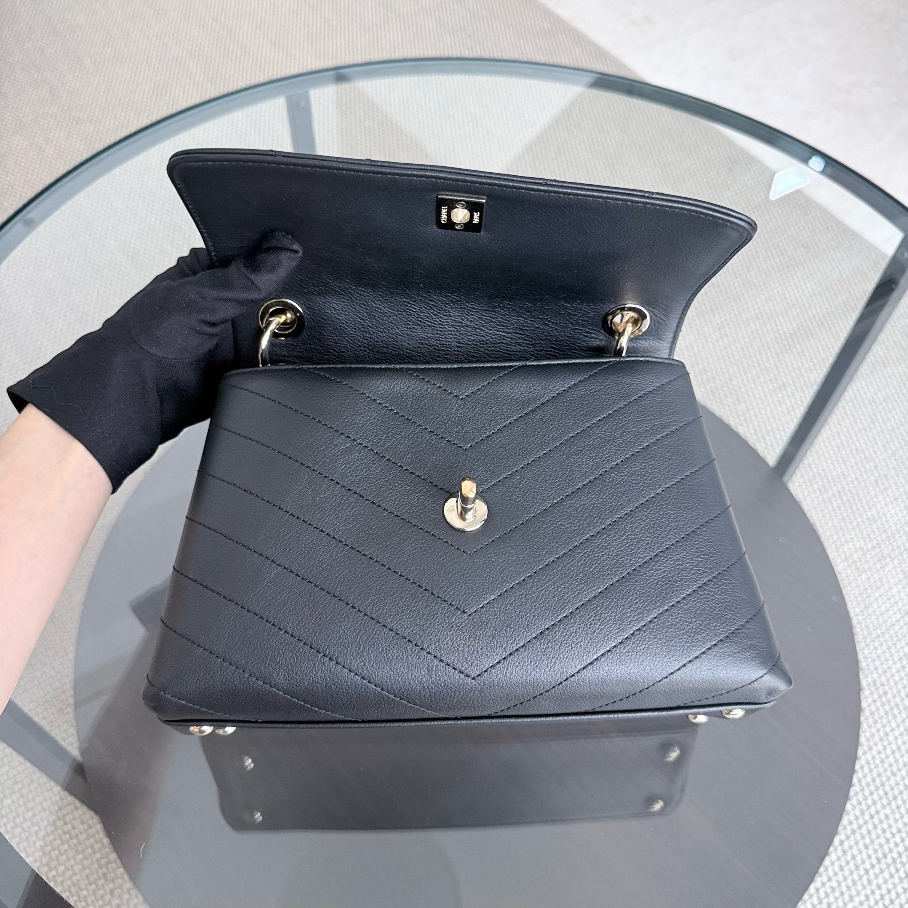 Chanel Handle Medium - 24CM Caviar Quilted Black Gold Hardware Series 27