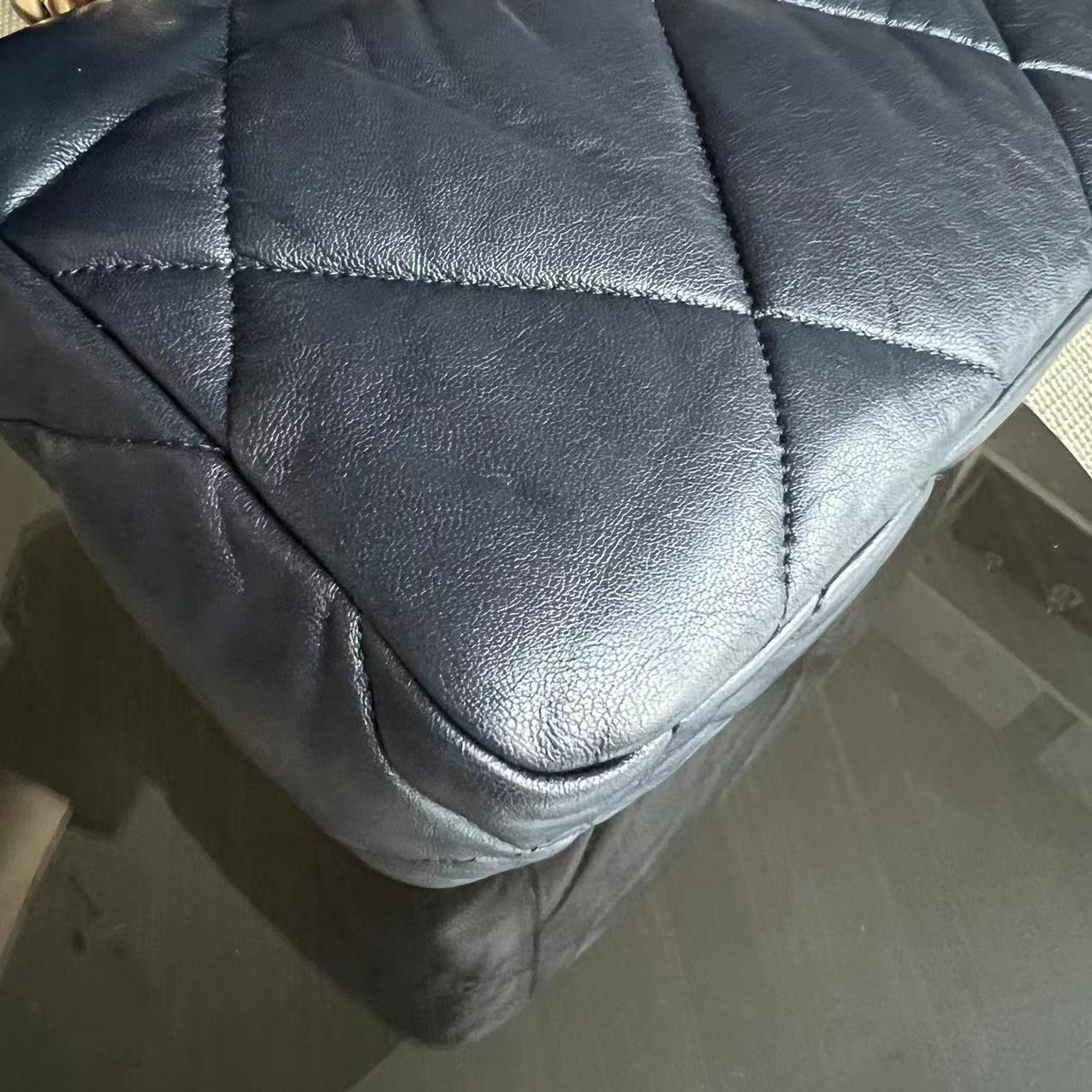 Small 19 Bag C19 Goatskin Dark Blue Two-Tone Hardware Series 29