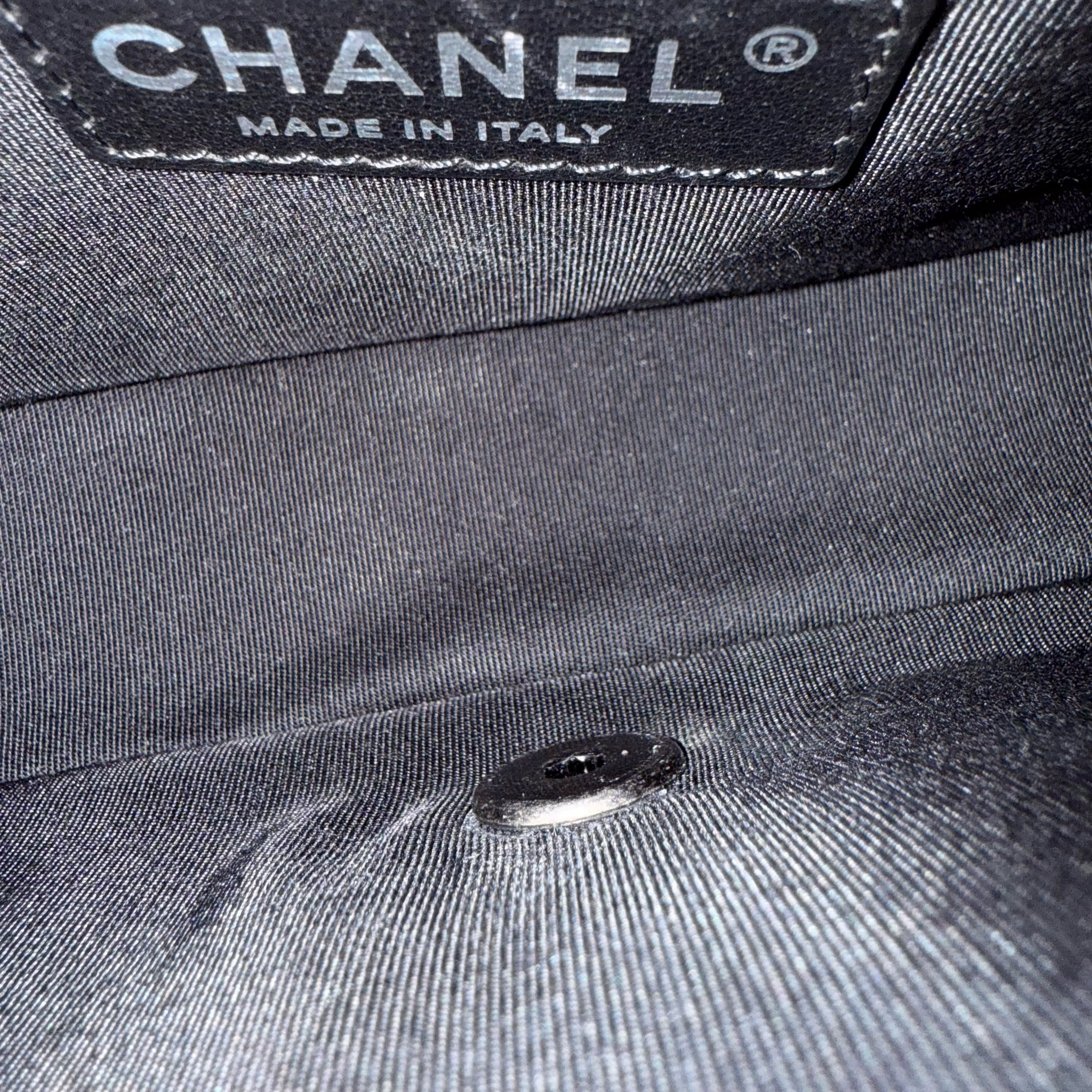 Chanel Classic Flap Seasonal - Small 22CM Flower Power Flap Ruthenium Silver Hardware Series 21
