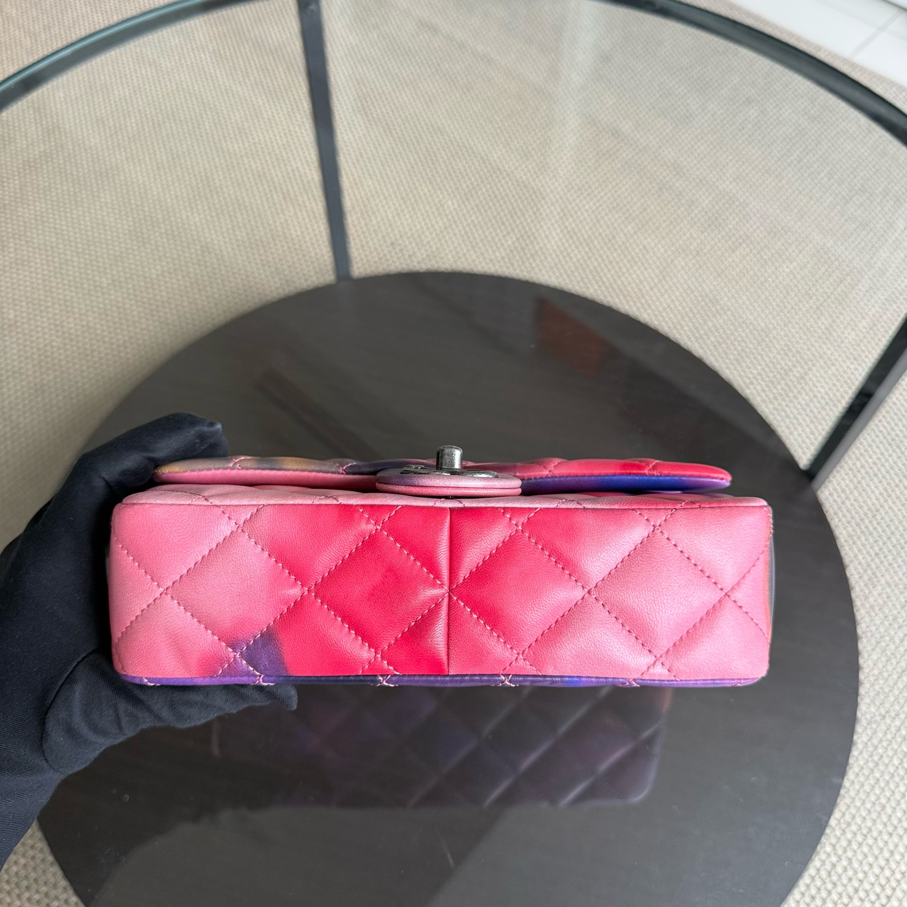 Chanel Classic Flap Seasonal - Small 22CM Flower Power Flap Ruthenium Silver Hardware Series 21