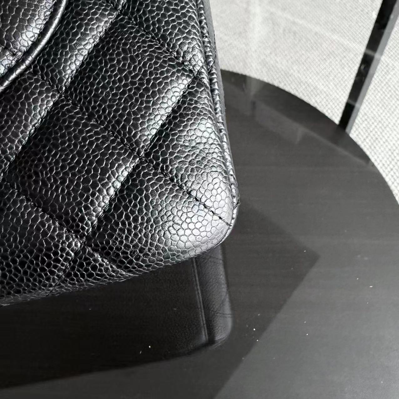 Chanel Classic Flap Maxi - Single Flap 33CM Quilted Caviar Black Silver Hardware