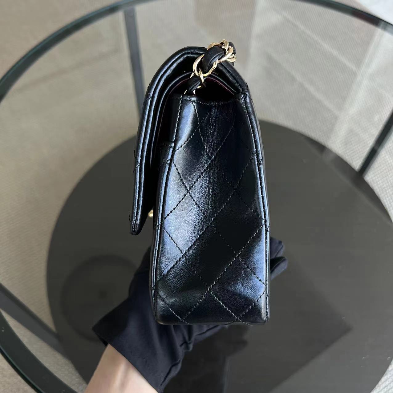 Chanel Classic Flap Medium - Quilted Lambskin Black Golden Hardware