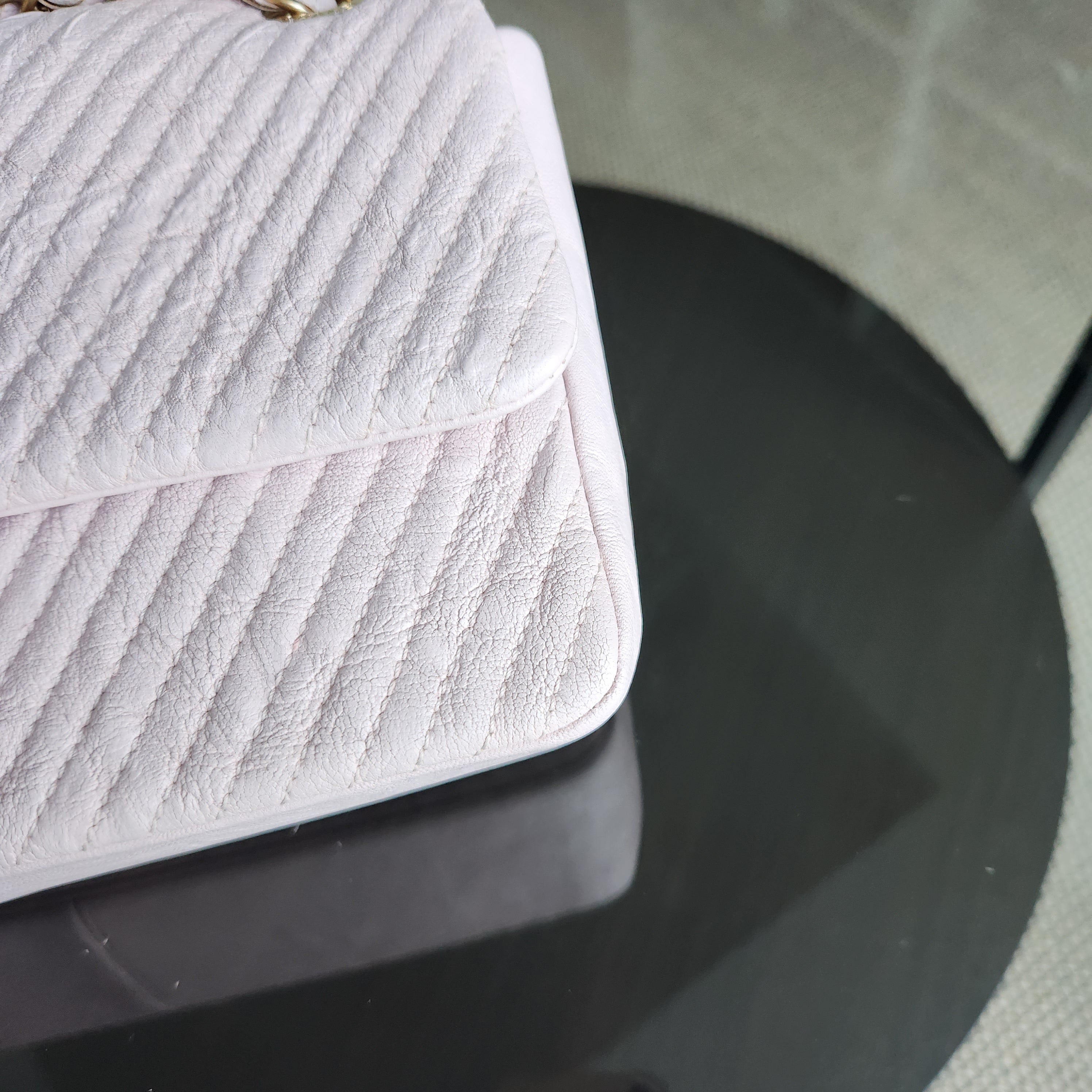 Chanel Seasonal Flap - Surpique Chevron Flap Calfskin Light Sakura Pink Gold Hardware Series 21