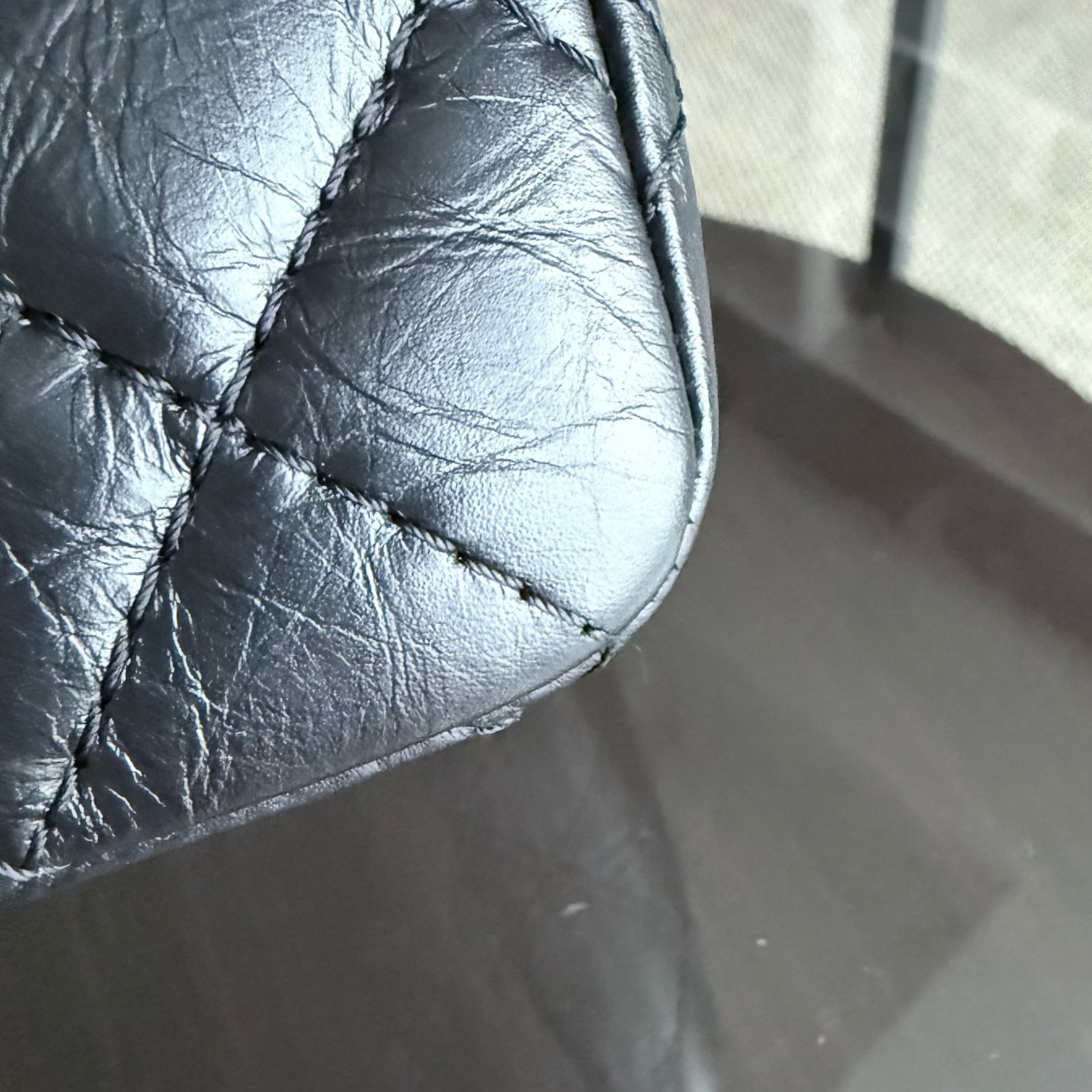 Chanel 2.55 Reissue 226 - 28CM Quilted Aged Calfskin Black Gold Hardware