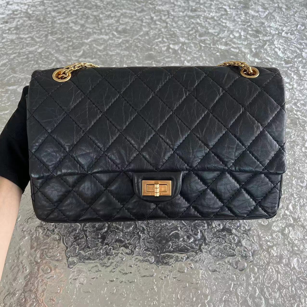 Chanel 2.55 226 Reissue 28CM Quilted Aged Calfskin Black Golden Hardware