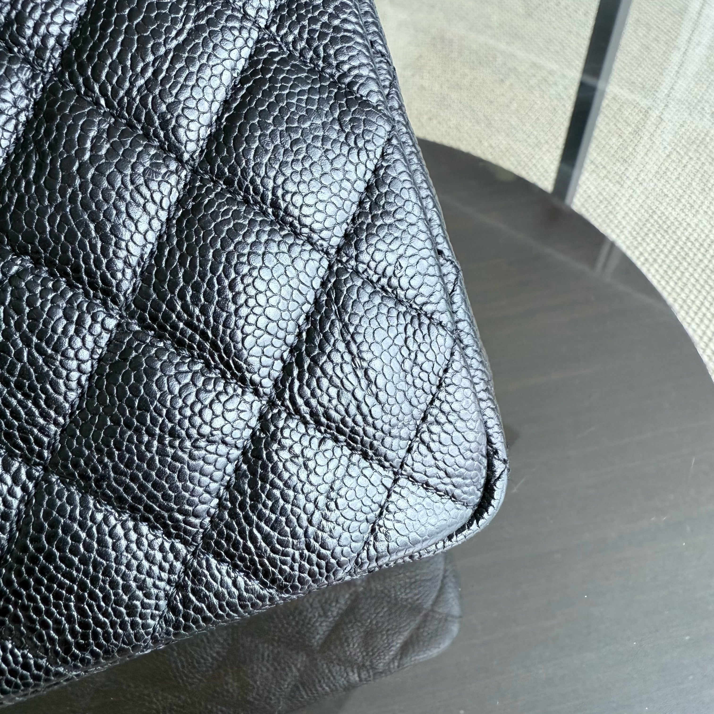 Chanel Seasonal Two-tone Flap Medium - Caviar Quilted Black Gold Hardware Series 21