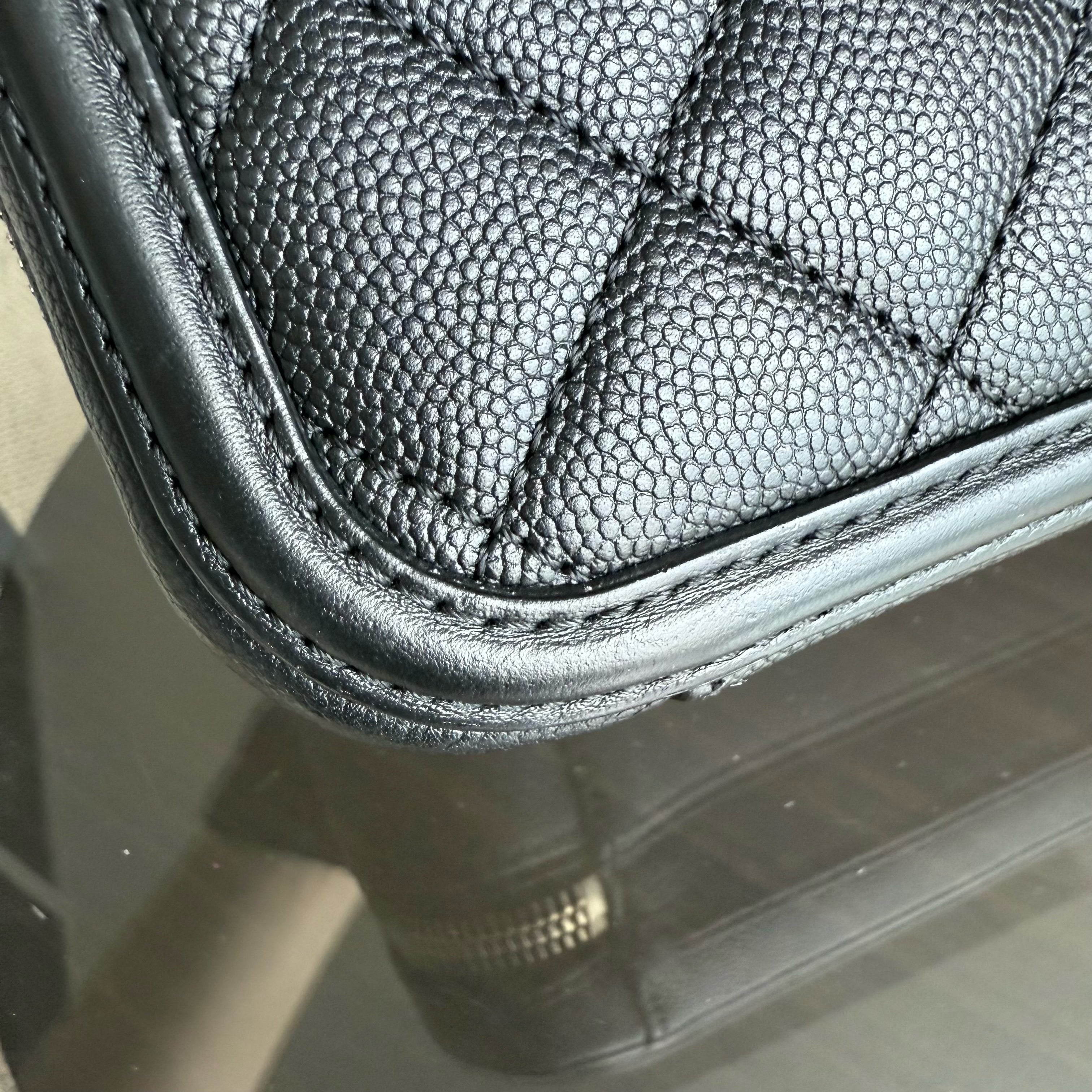 Chanel Filigree Vanity Case Medium - Caviar Quilted Grained Calfskin Black Gold Hardware Series 25