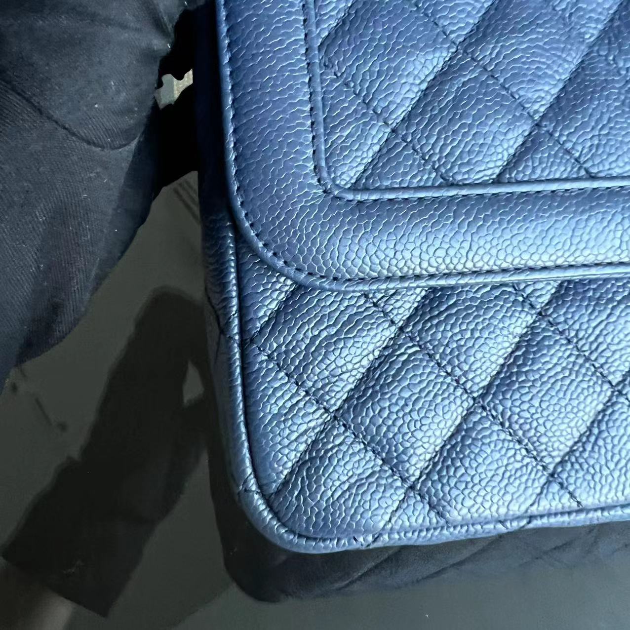 Crumpled Two Tone Flap Grained Calfskin Navy Blue Golden Hardware Series 21