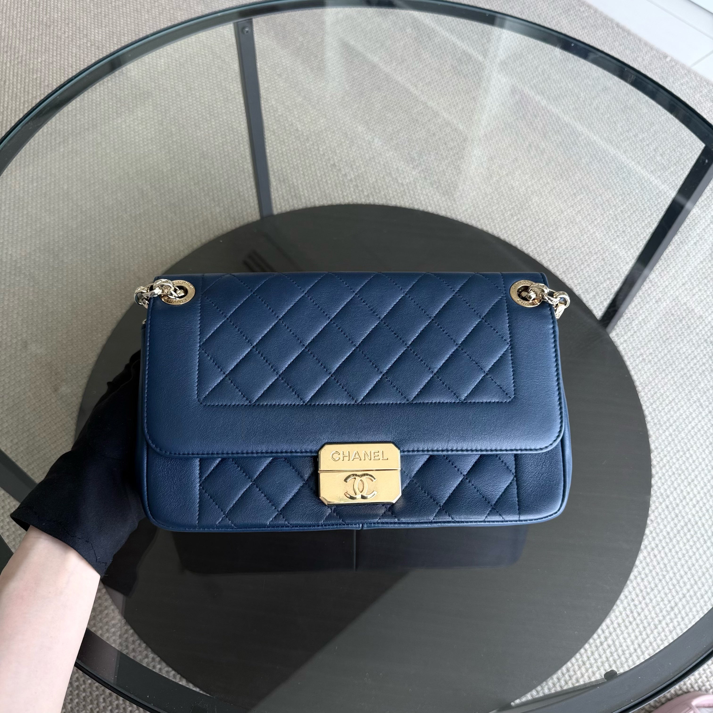 Chanel Chic With Me Medium - Lambskin Quilted 25CM Navy Blue Gold Hardware Series 18