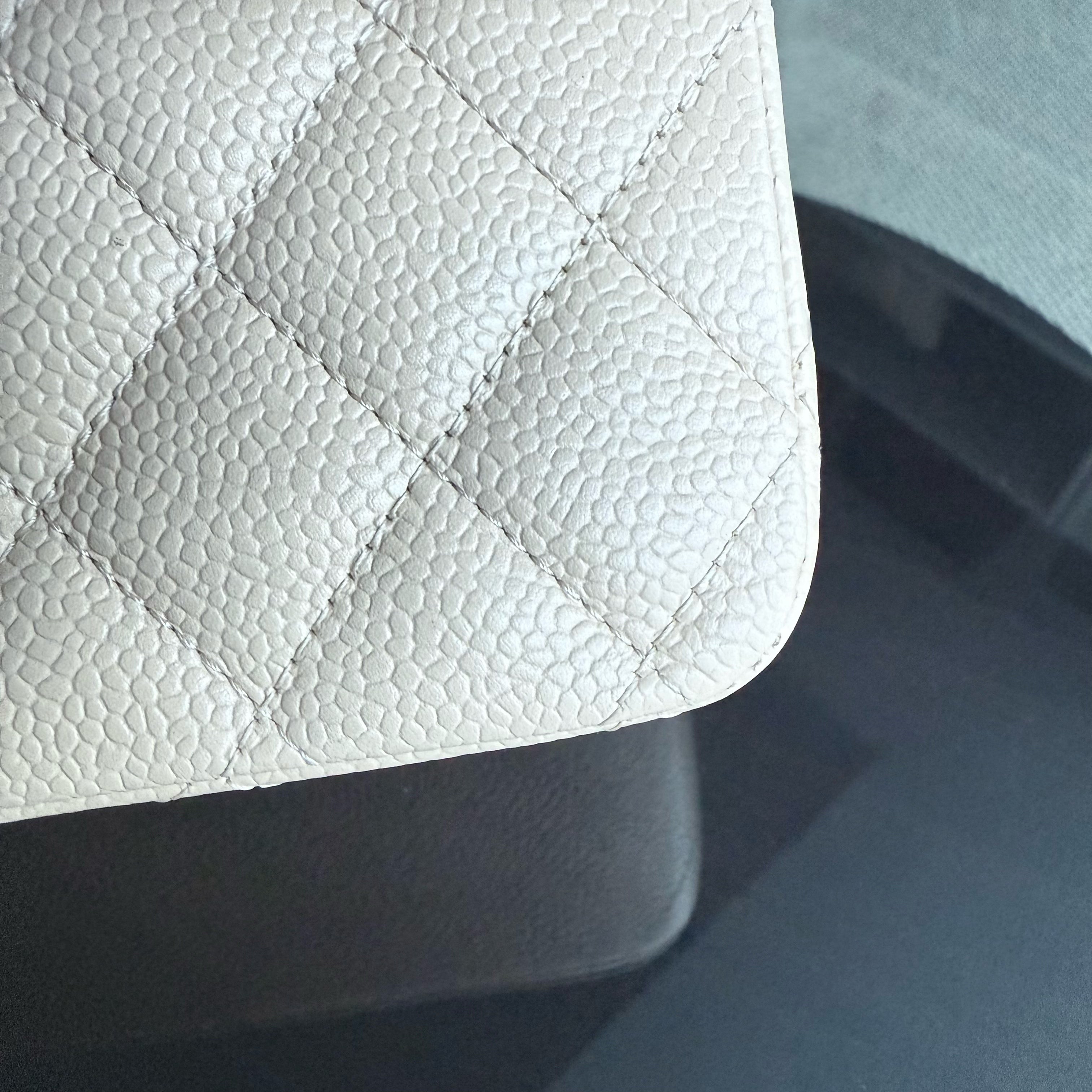 Chanel Classic Flap Medium - Caviar 25CM Quilted Grained Calfskin Beige Gold Hardware Series 16
