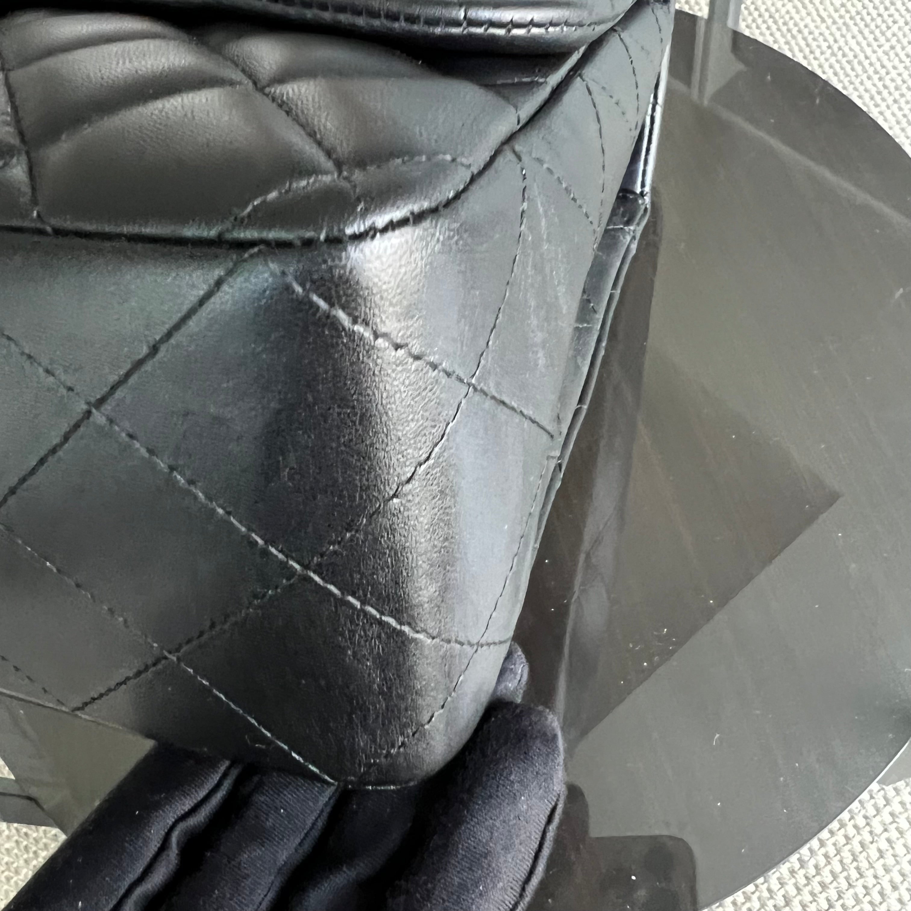 Jumbo Classic Flap Single Flap Quilted Lambskin Black Gold Hardware