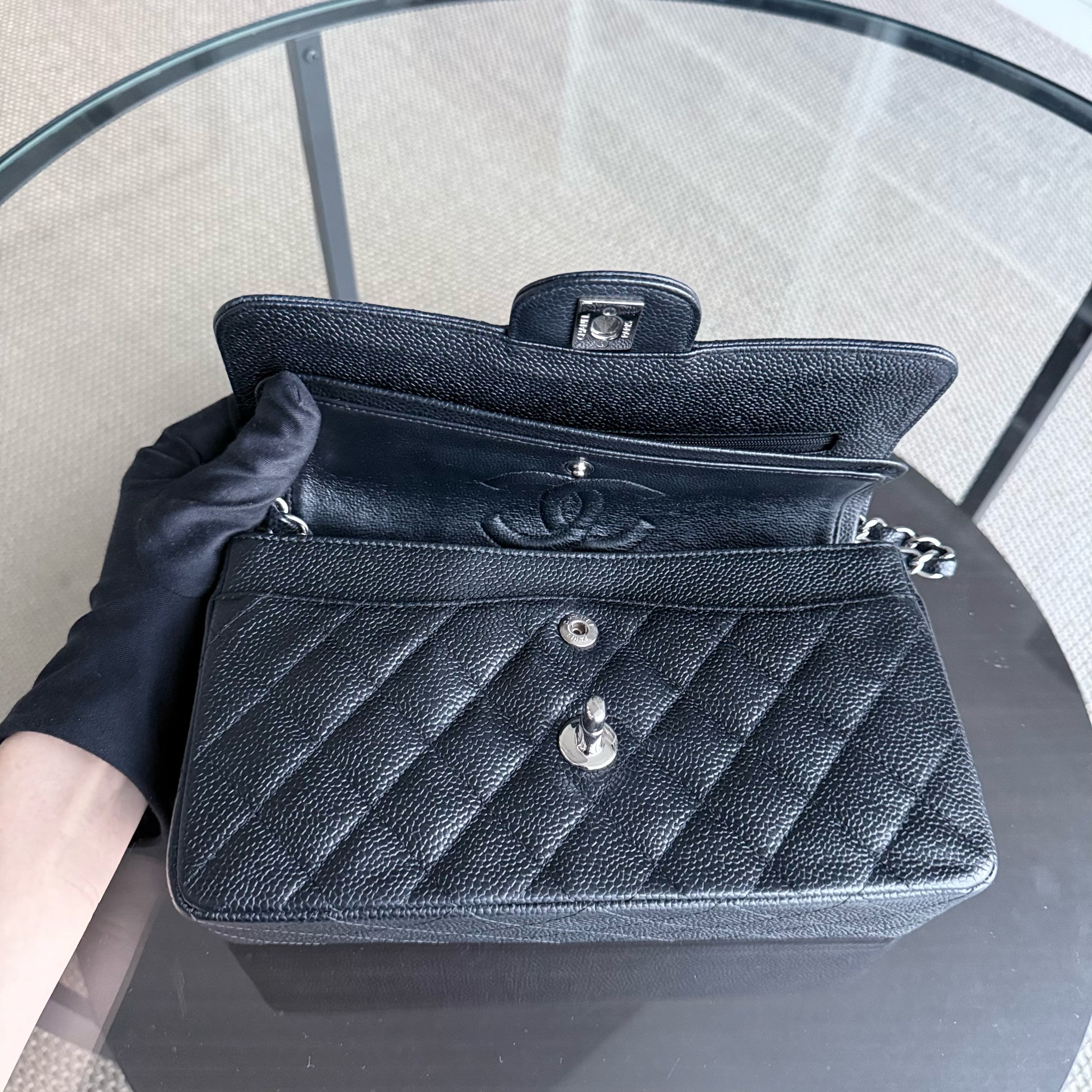 Chanel Classic Flap Small - Caviar 23CM Quilted Grained Calfskin Black Silver Hardware Series 13