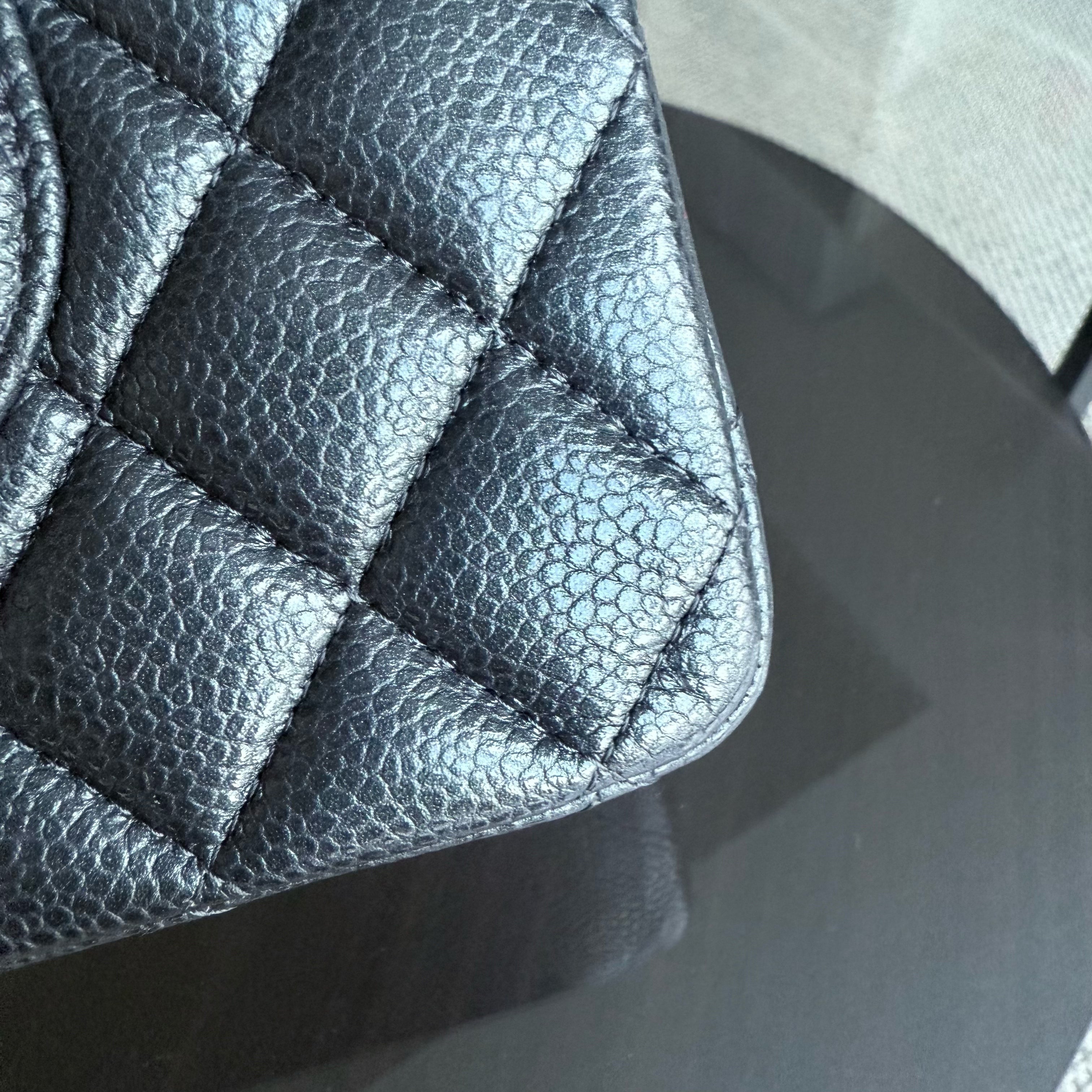Chanel Classic Flap Medium - Caviar 25CM Quilted Grained Calfskin Charcoal Gold Hardware Series 25