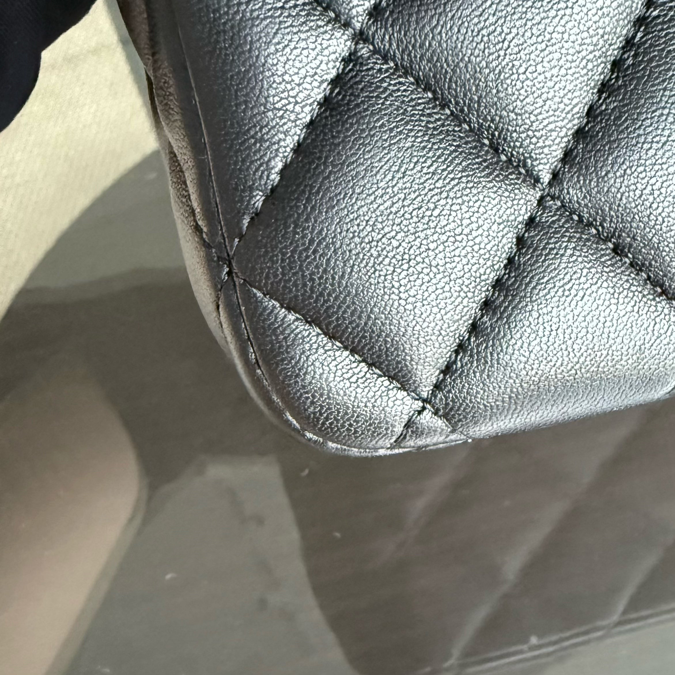 Chanel Classic Flap Medium - Special Valentine Edition 25CM Quilted Lambskin Black Gold Hardware Series 19