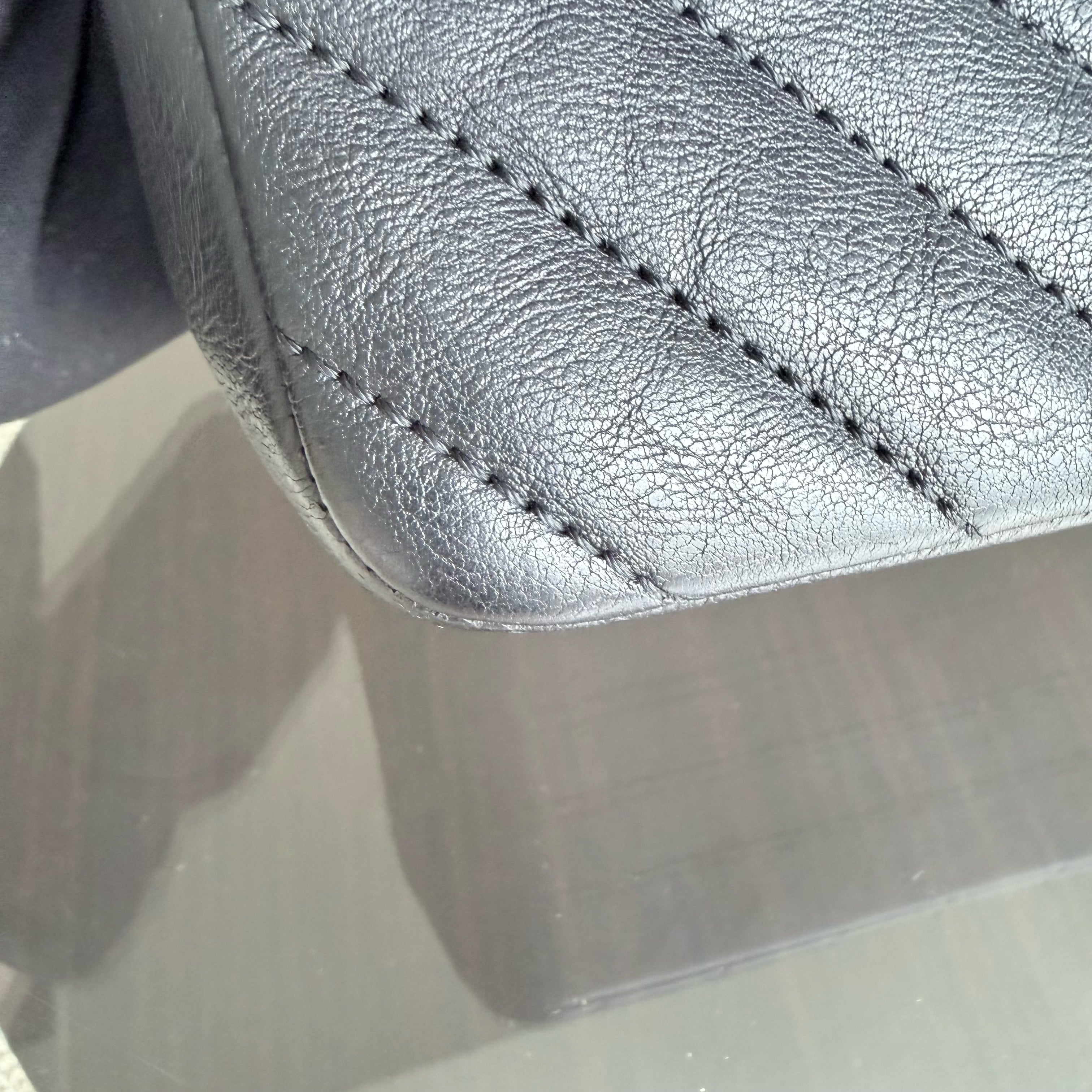 Chanel 2.55 Reissue 225 - 24CM Caviar Grained Calfskin Quilted Black Chevron Gold Hardware Series 27