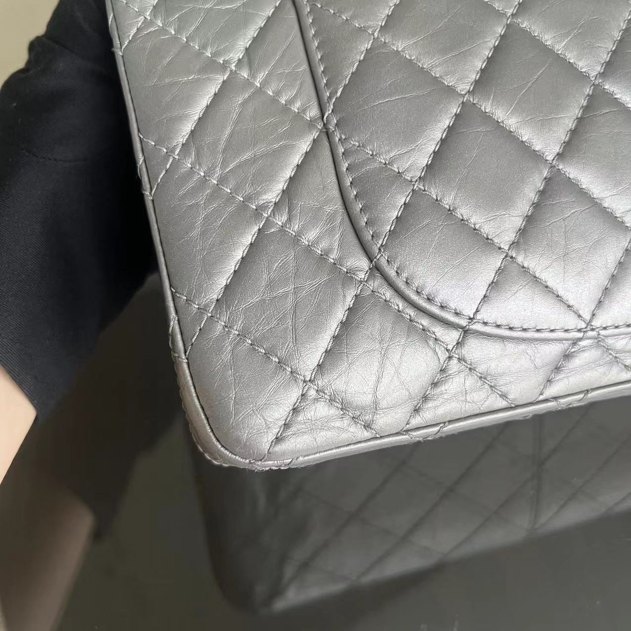 Chanel 2.55 Reissue 226 - Grained Calfskin Metallic Grey Gray Silver Ruthenium Hardware Series 14