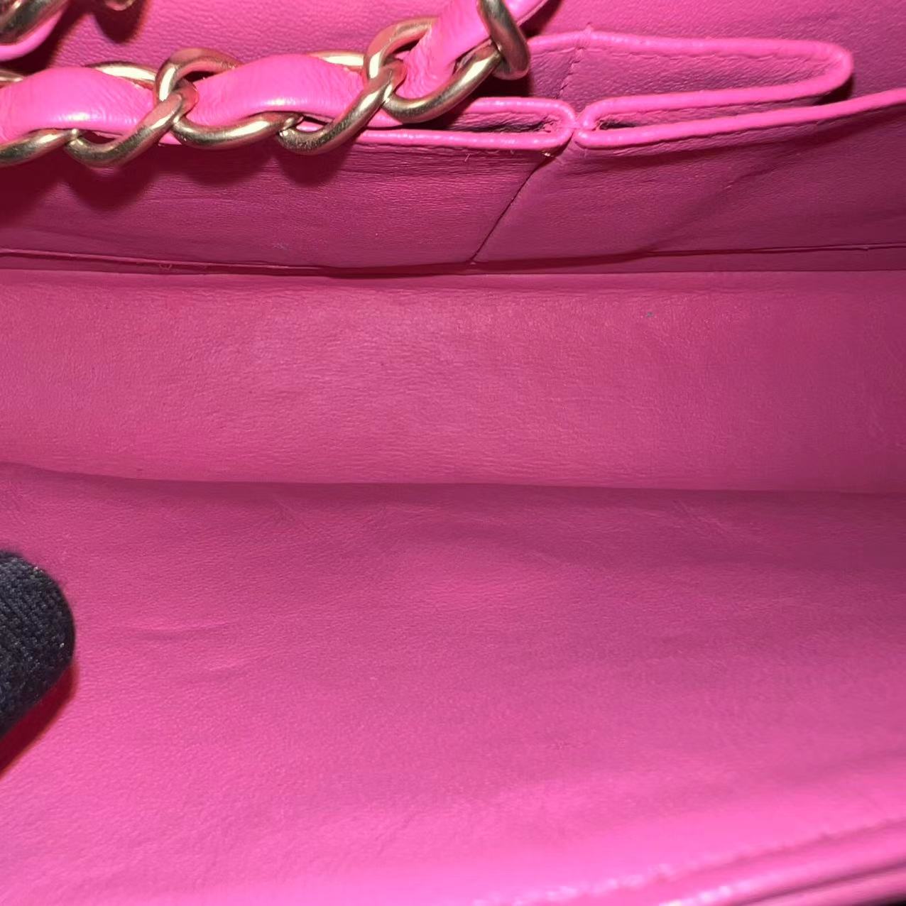 Chanel Classic Flap Medium - 25CM Lambskin Quilted Pink Golden Hardware Series 18