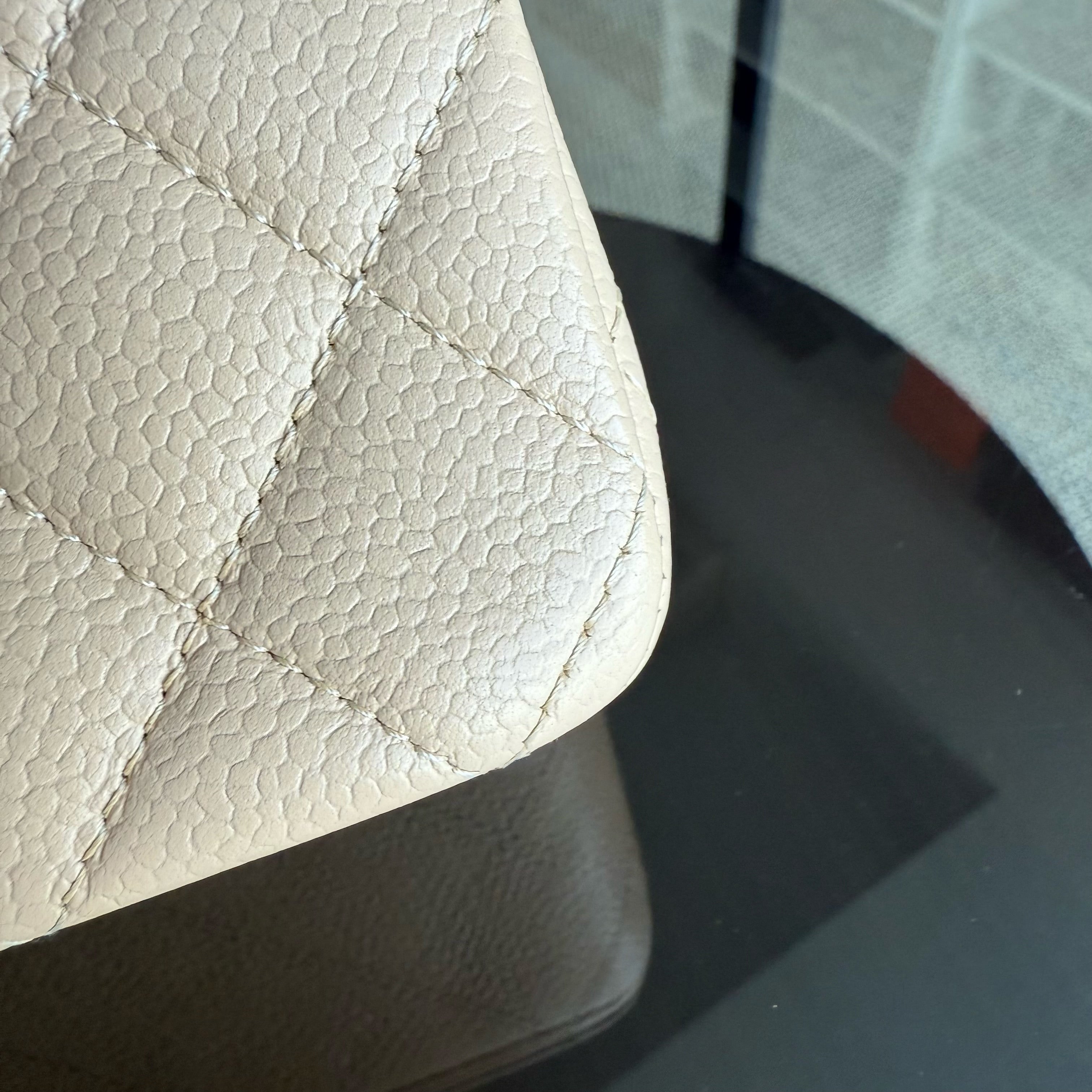 Chanel Classic Flap Medium - Caviar 25CM Quilted Grained Calfskin Beige Gold Hardware Series 15