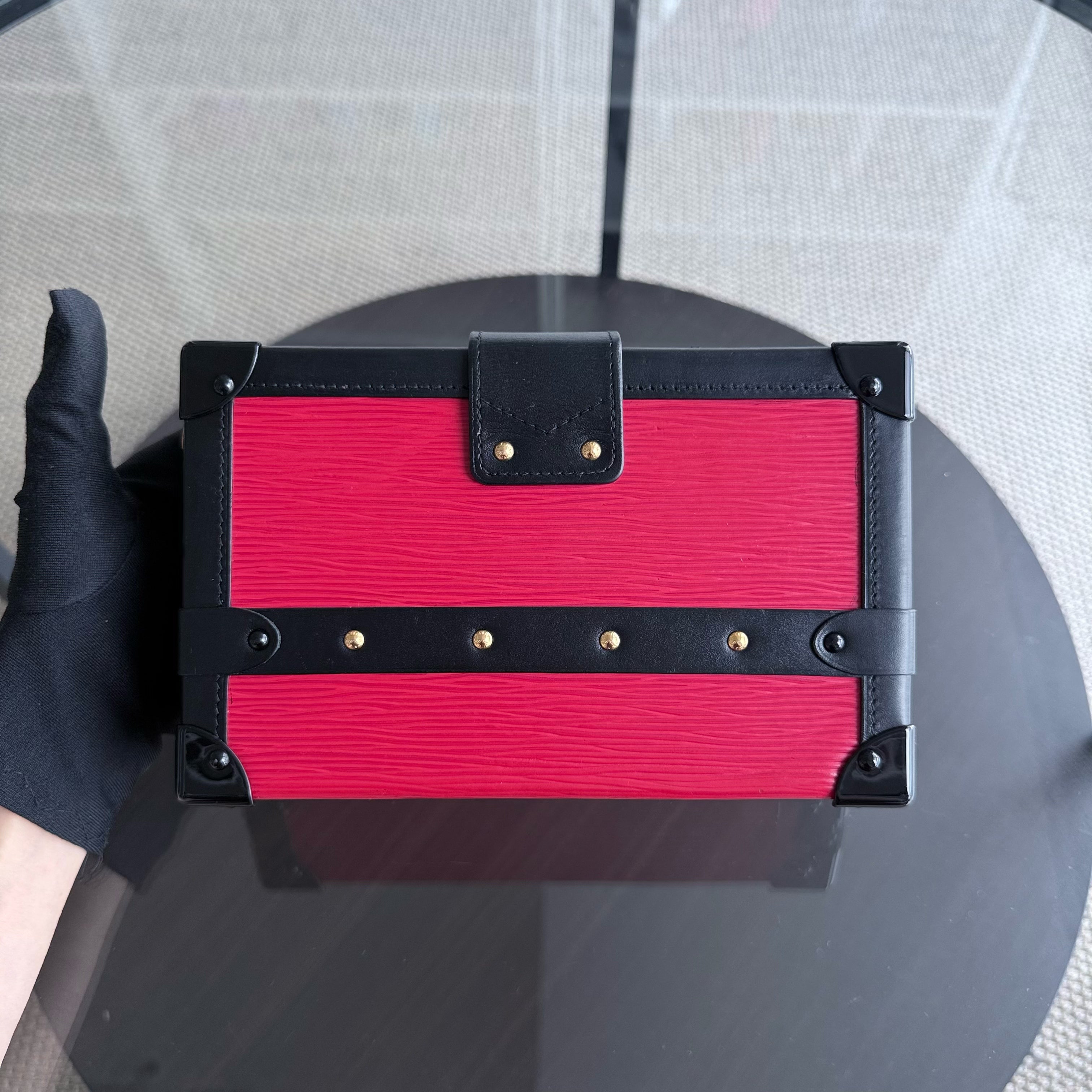 Louis Vuitton Petite Malle - New Edition EPI Leather Red Box Shoulder Bag Gold Hardware Microchip