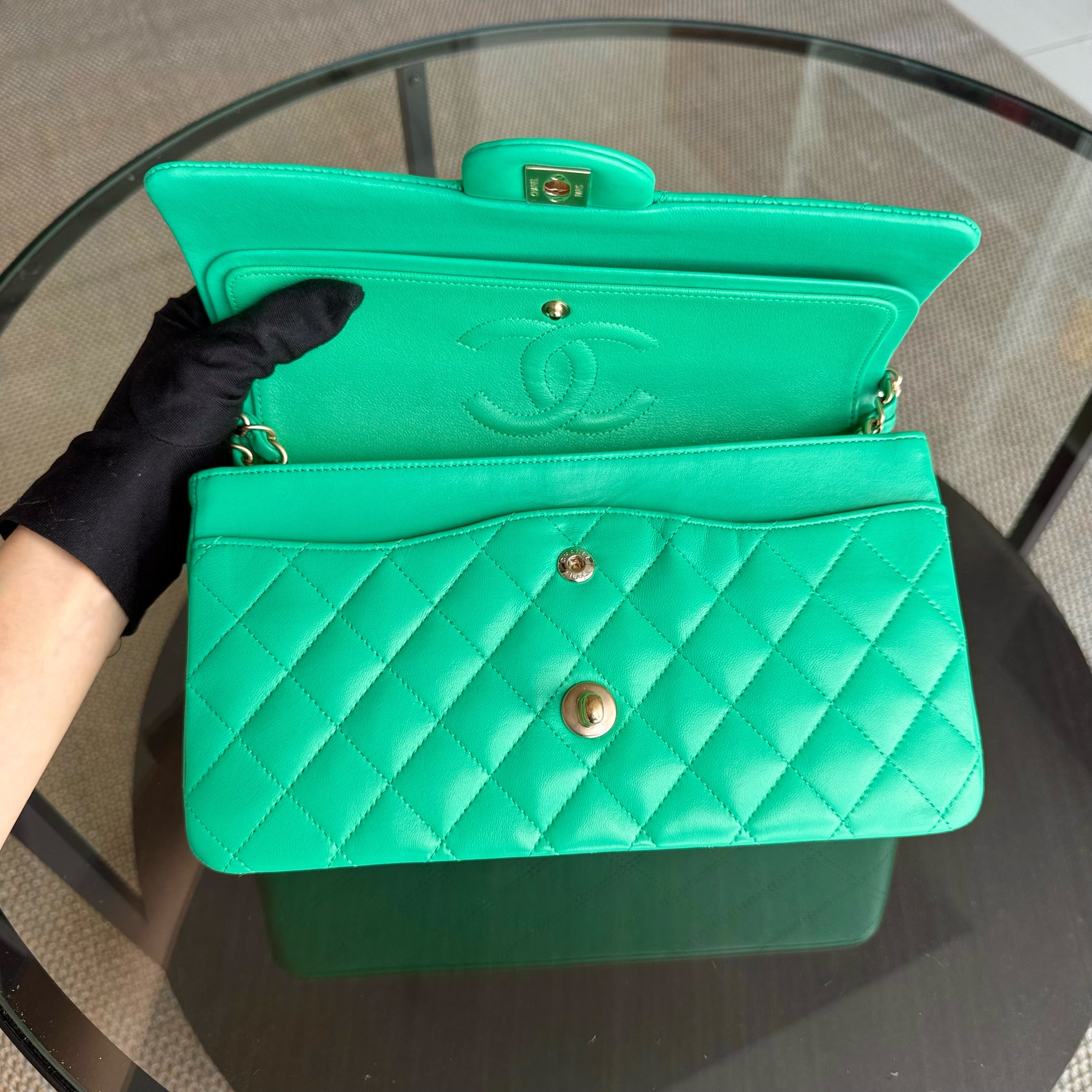Chanel Classic Flap Medium - 25CM Quilted Lambskin Green Gold Hardware Series 18