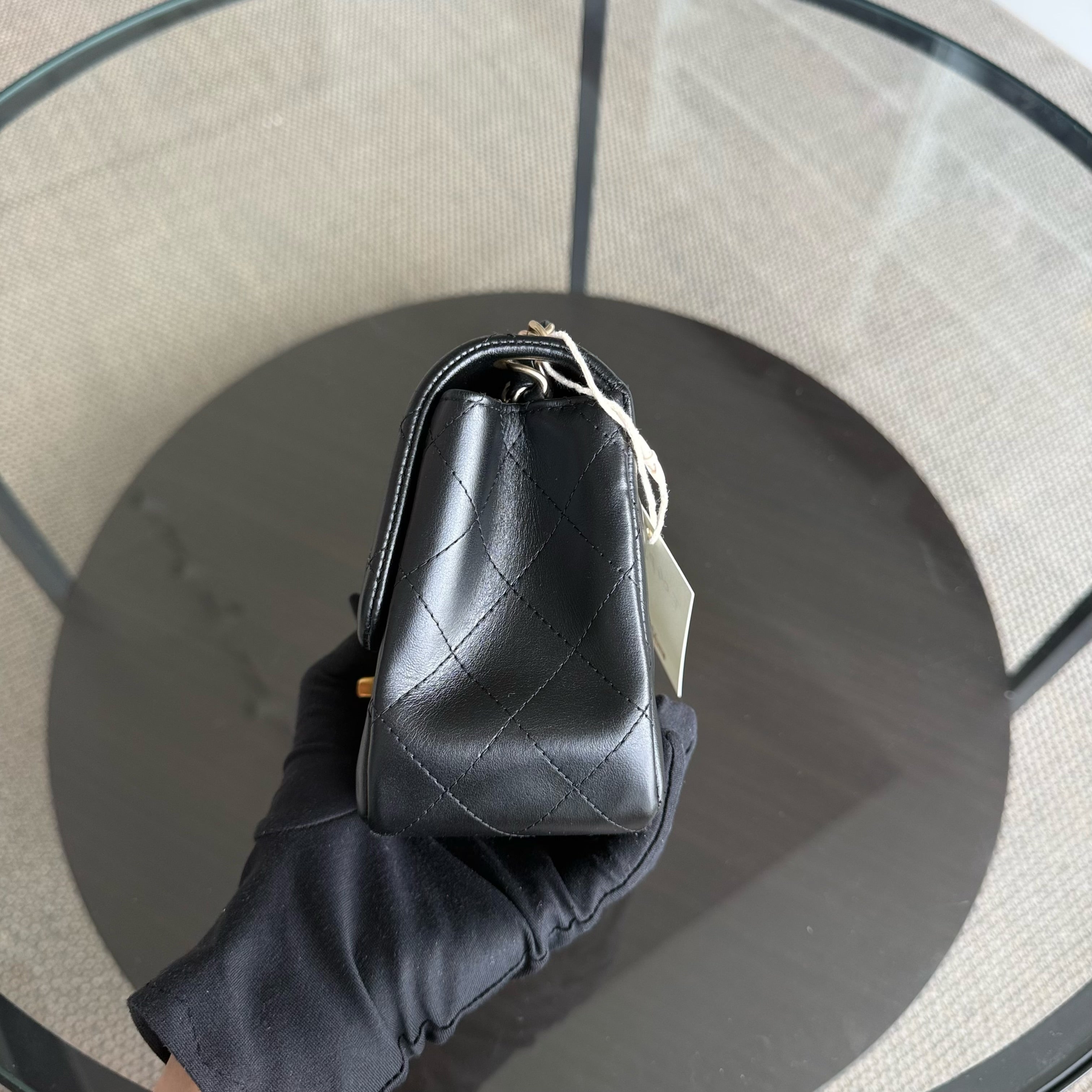 Chanel Classic Flap Mini Square - 17CM Quilted Lambskin Black Gold Hardware Series 18