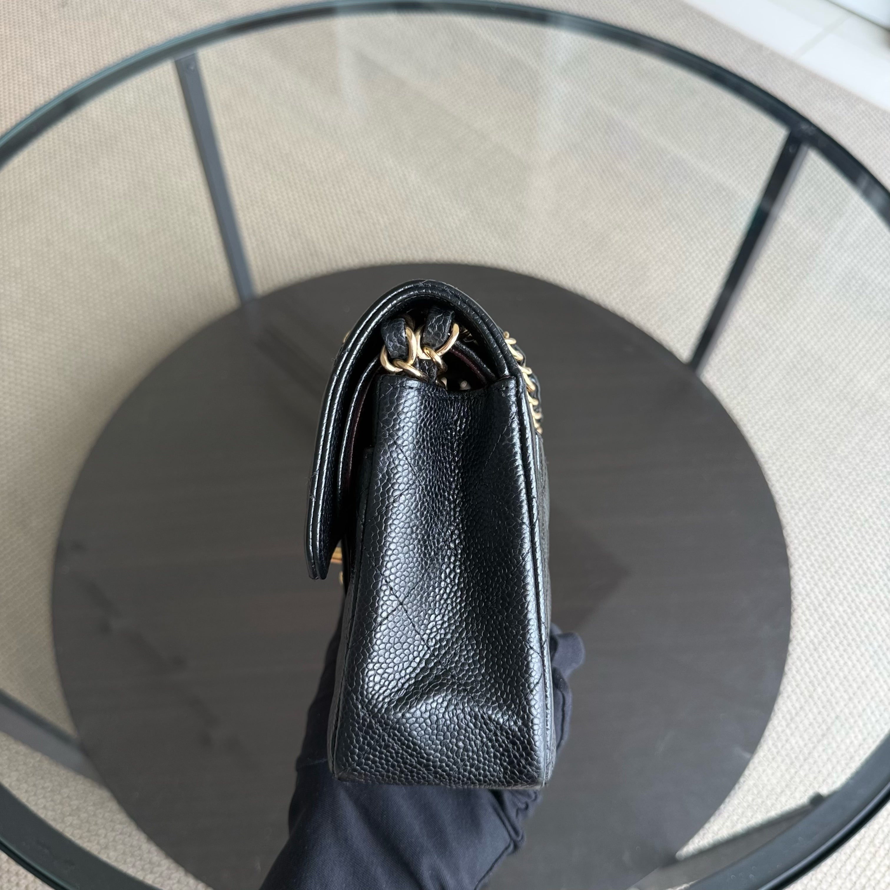 Chanel Classic Flap Small - Caviar 23CM Quilted Black Gold Hardware