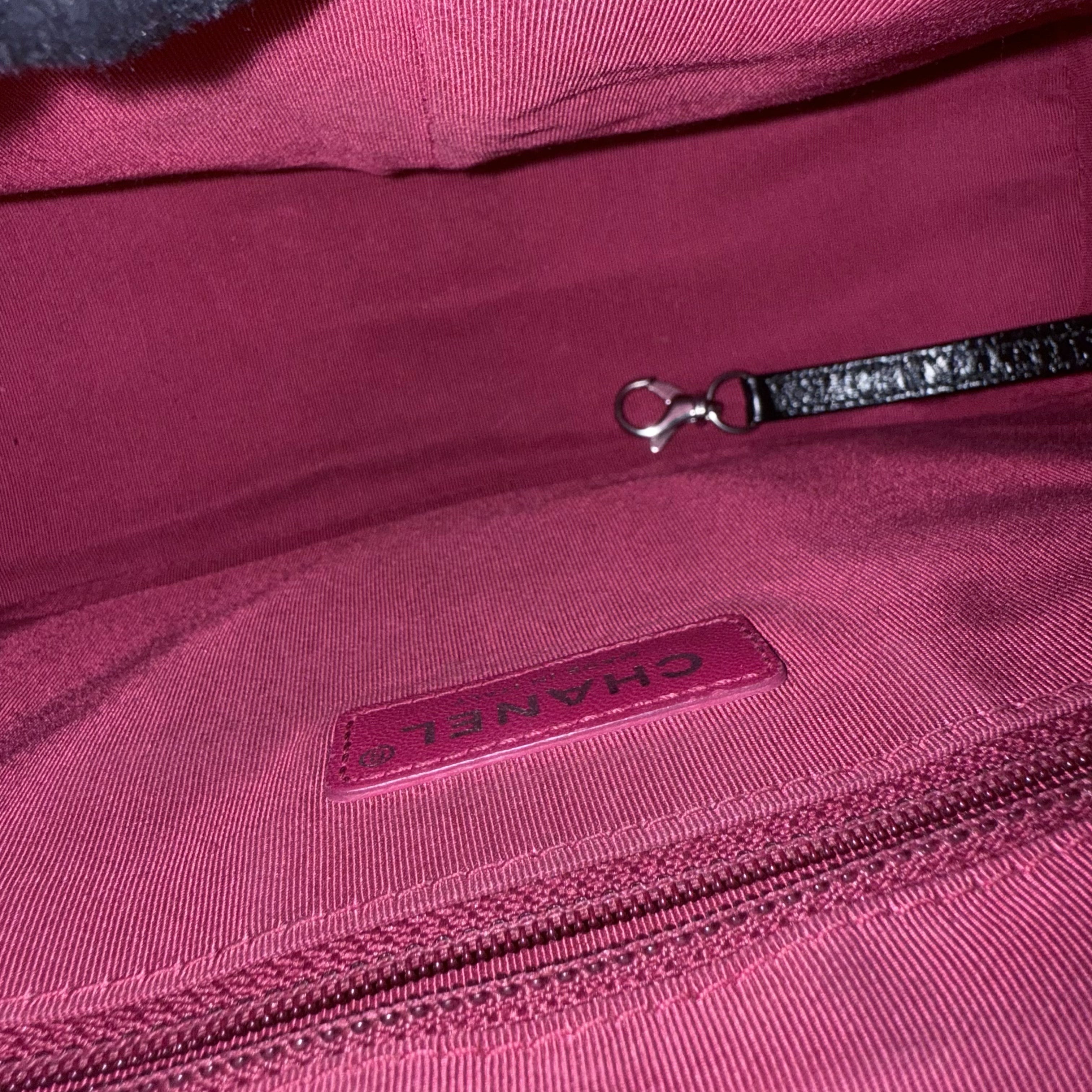 Chanel Gabrielle Medium - Quilted Aged Calfskin Black Two-tone Gold Hardware Series 25