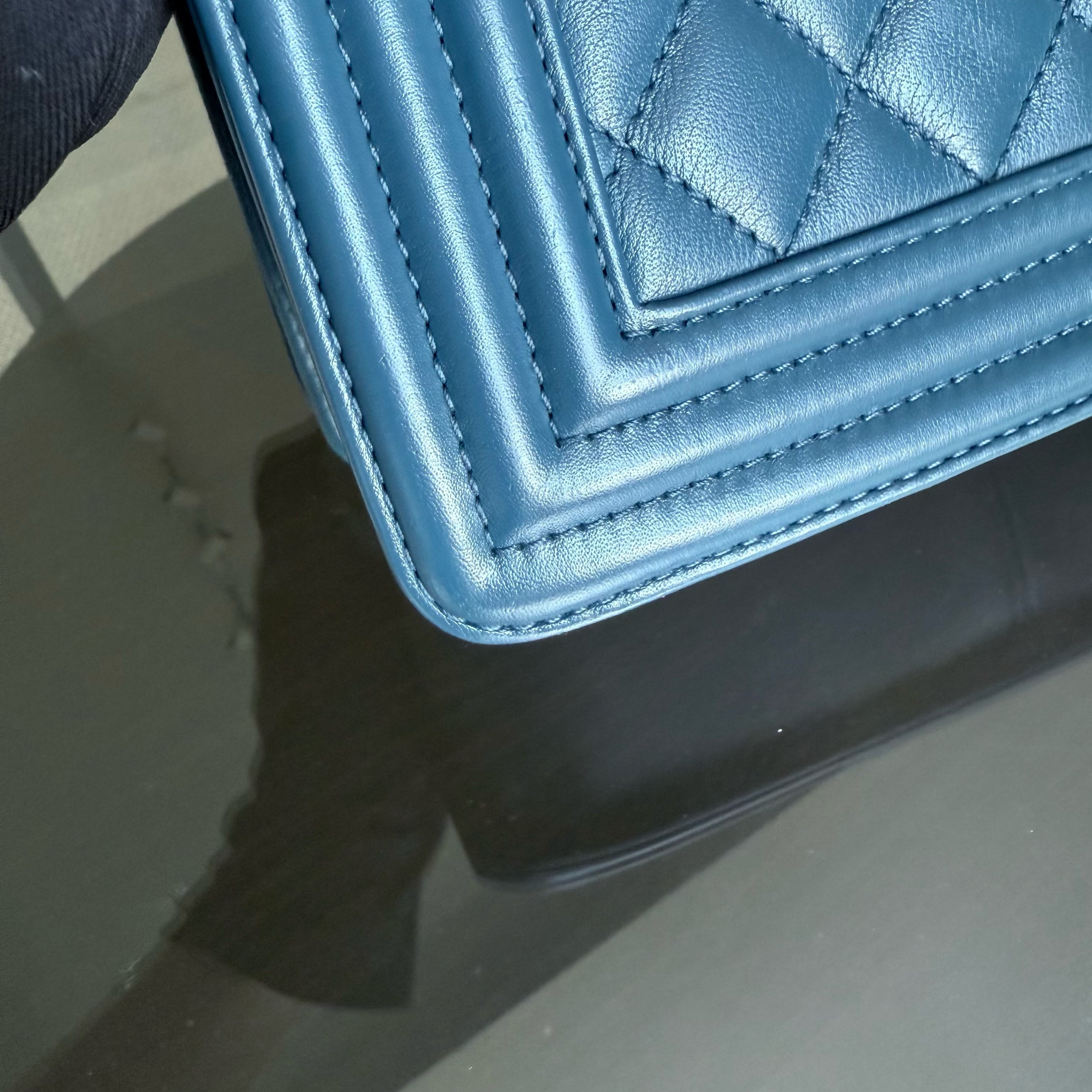 Chanel Boy Medium - Calfskin 25CM Quilted Blue Ruthenium Silver Hardware Series 26