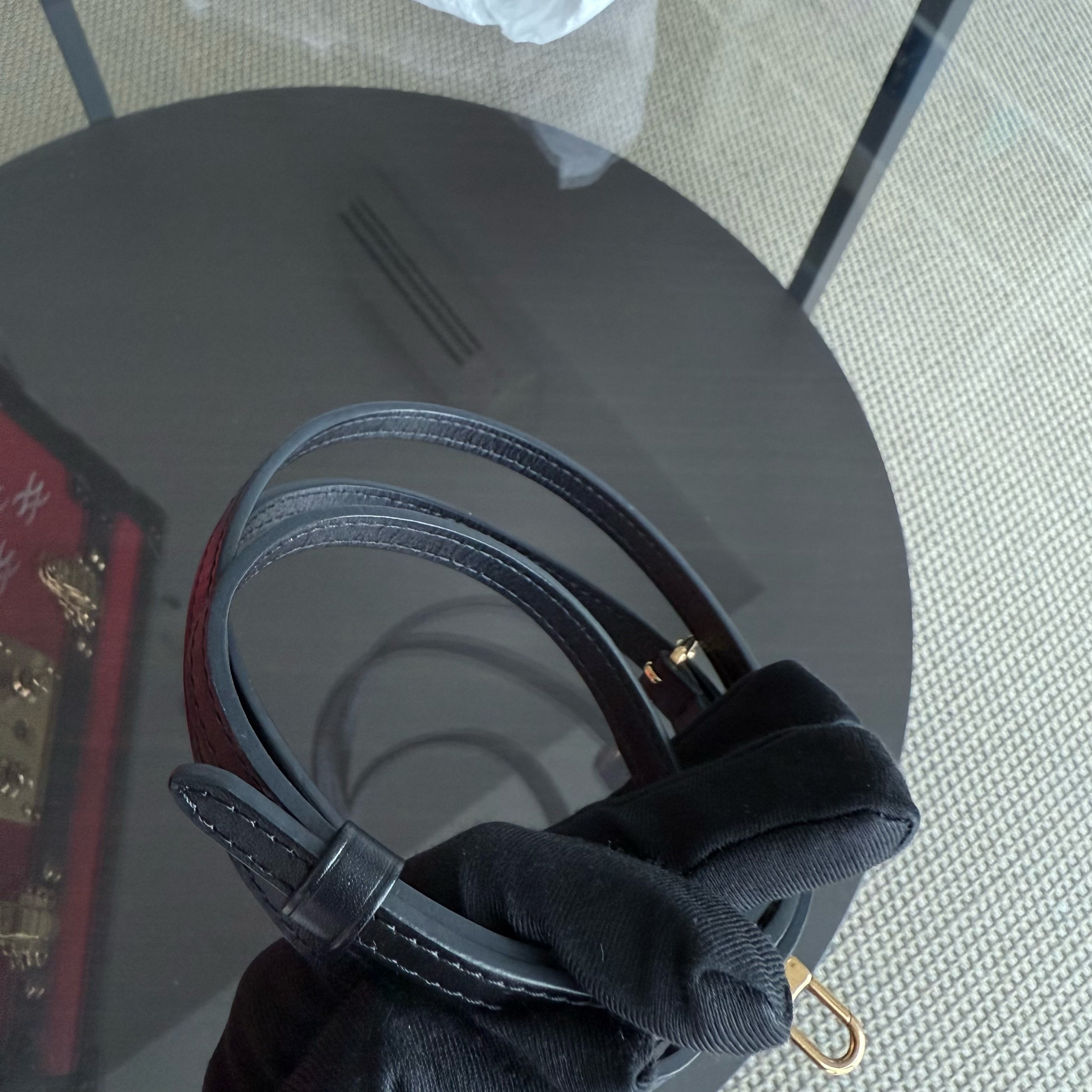 Louis Vuitton Petite Malle - New Edition EPI Leather Red Box Shoulder Bag Gold Hardware Microchip