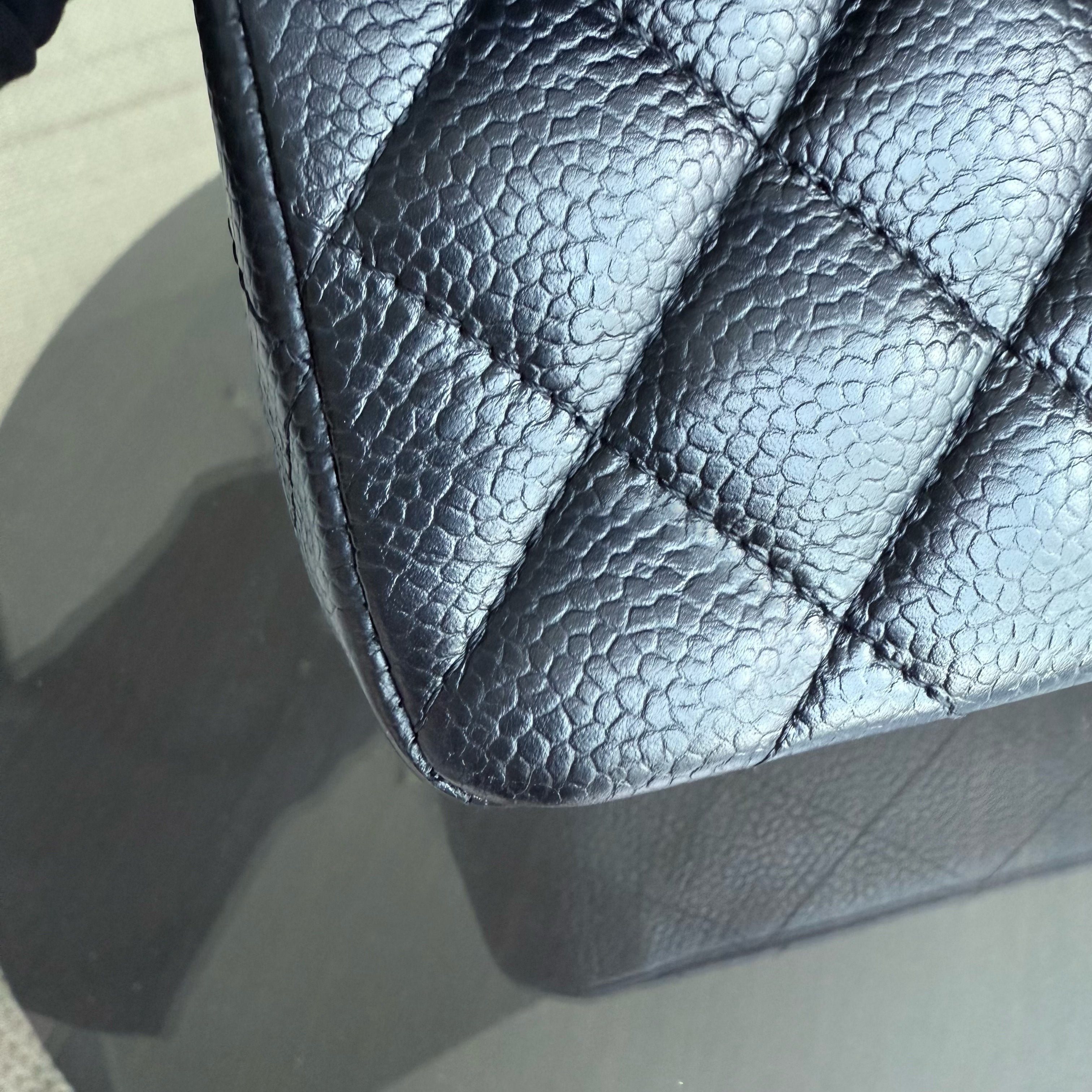 Chanel Classic Flap Small - Caviar 23CM Quilted Grained Calfskin Black Gold Hardware Series 27