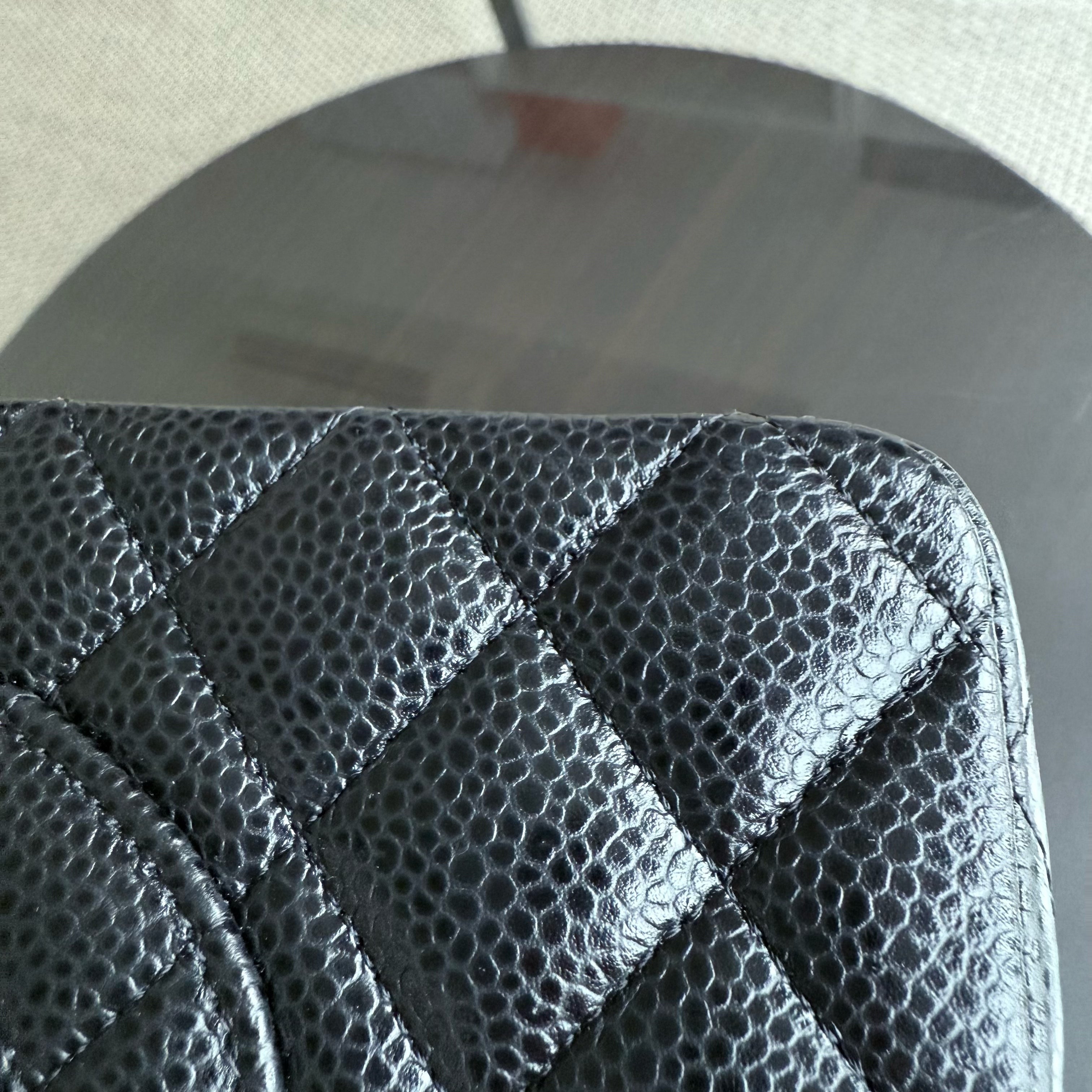 Chanel Classic Flap Medium - Caviar 25CM Quilted Grained Calfskin Black Gold Hardware Series 24