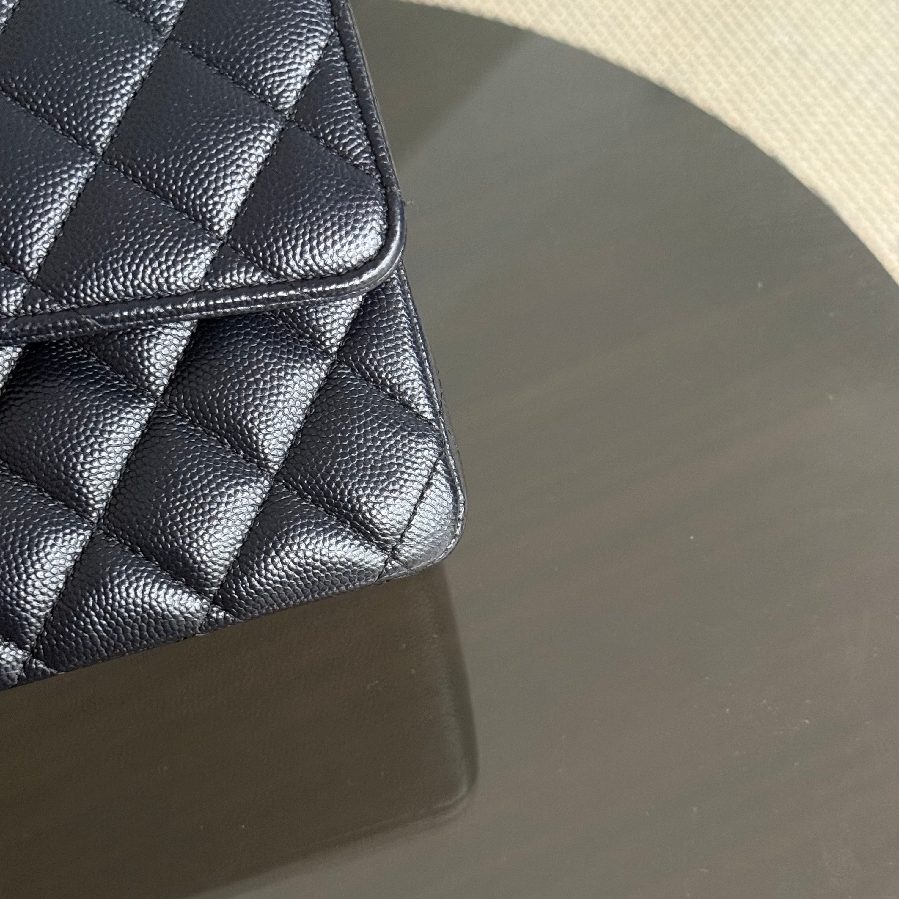 Chanel Classic Flap Medium - Caviar 25CM Quilted Dark Midnight Blue Gold Hardware Series 28