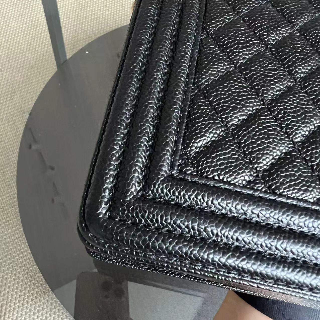 Caviar Boy New Medium 28CM Quilted Grained Calfskin Black Golden Hardware Series 20