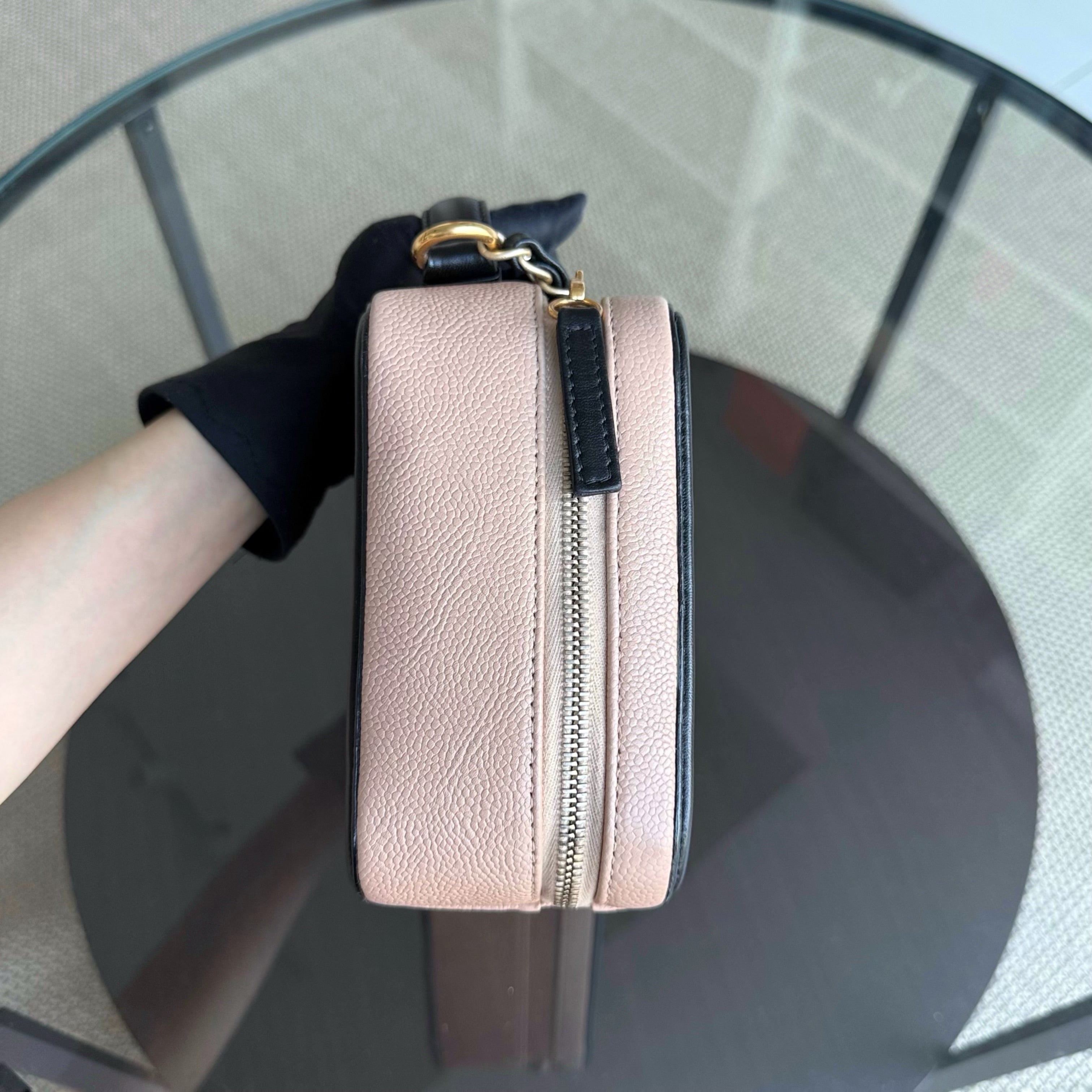 Chanel Vanity Case Filigree Medium - Caviar Grained Calfskin Black Beige Series 23