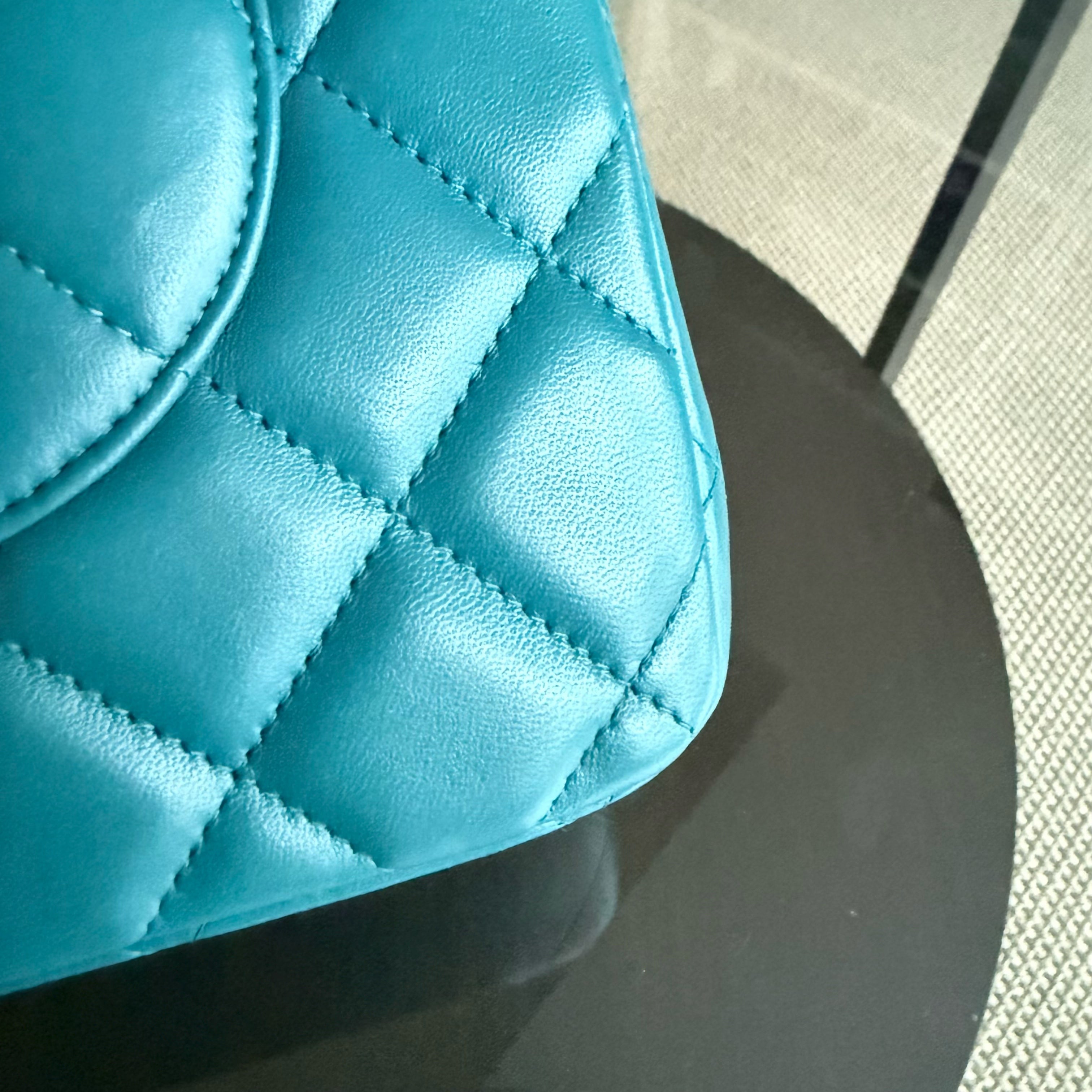 Chanel Classic Flap Jumbo - Double Flap 30CM Quilted Lambskin Blue Ruthenium Silver Hardware Series 15