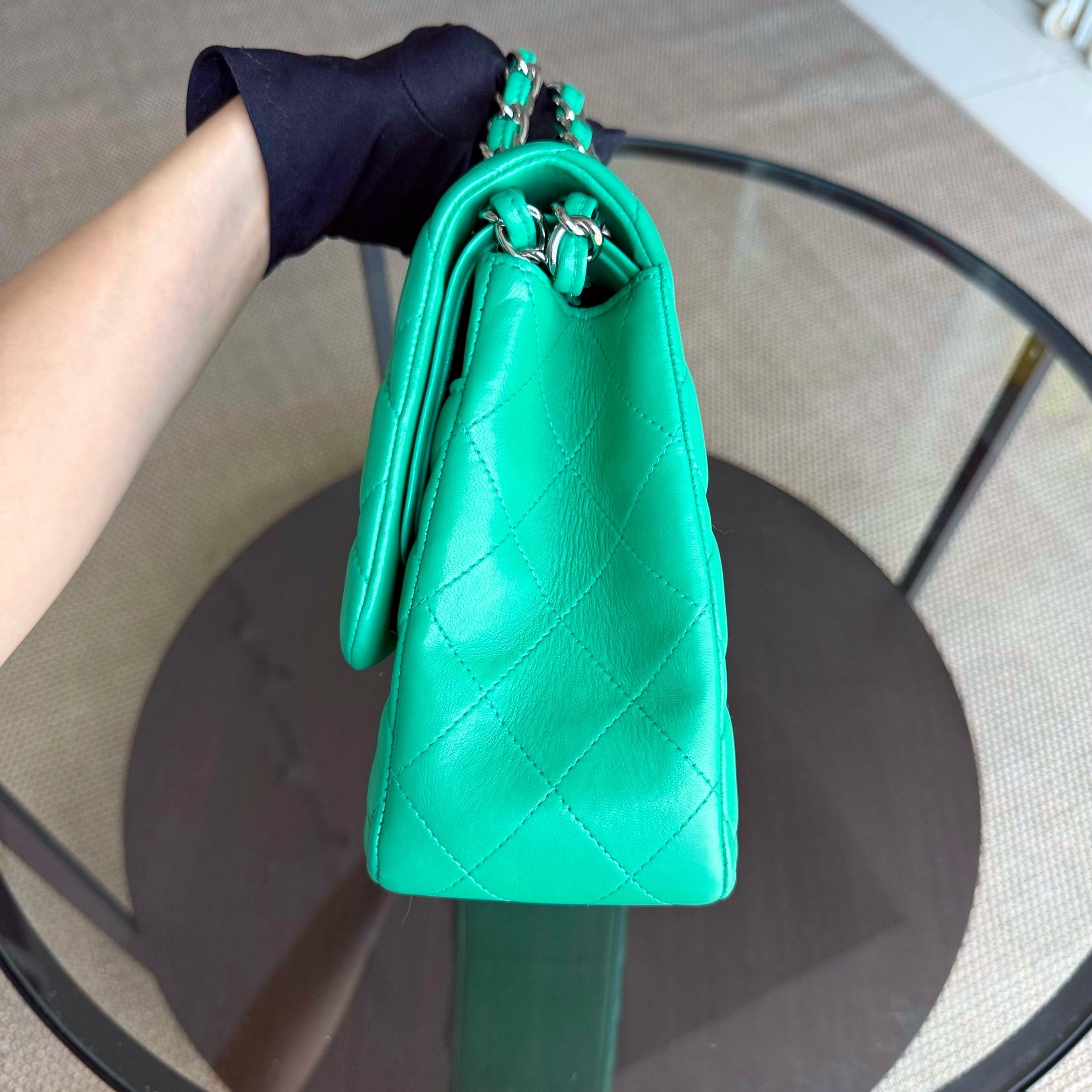 Chanel Classic Flap Jumbo - Double Flap 30CM Quilted Lambskin Green Silver Hardware Series 16