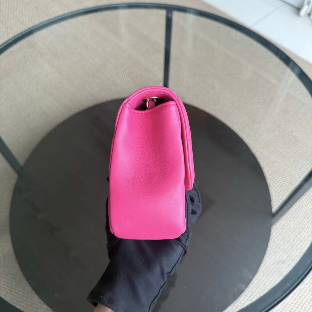 Chanel Chic Flap Small - 23CM Quilted Lambskin Barbie Pink Gold Hardware Series 21