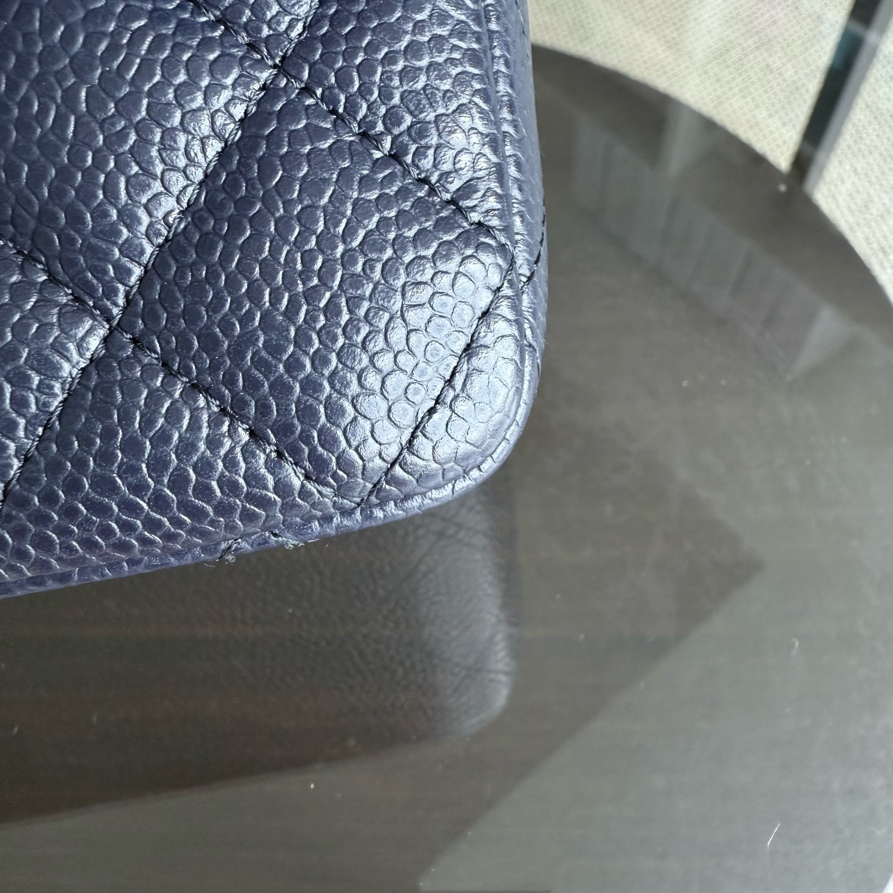 Chanel Classic Flap Mini - Caviar 20CM Quilted Dark Blue Gold Hardware Series 21