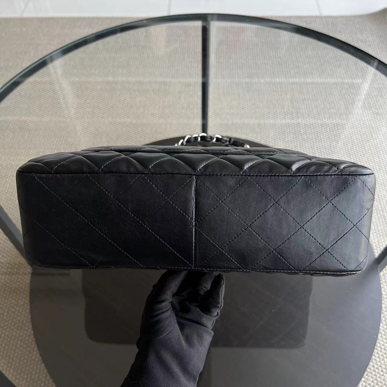 Jumbo Classic Flap Single Flap Quilted Lambskin Black Silver Hardware Series 14