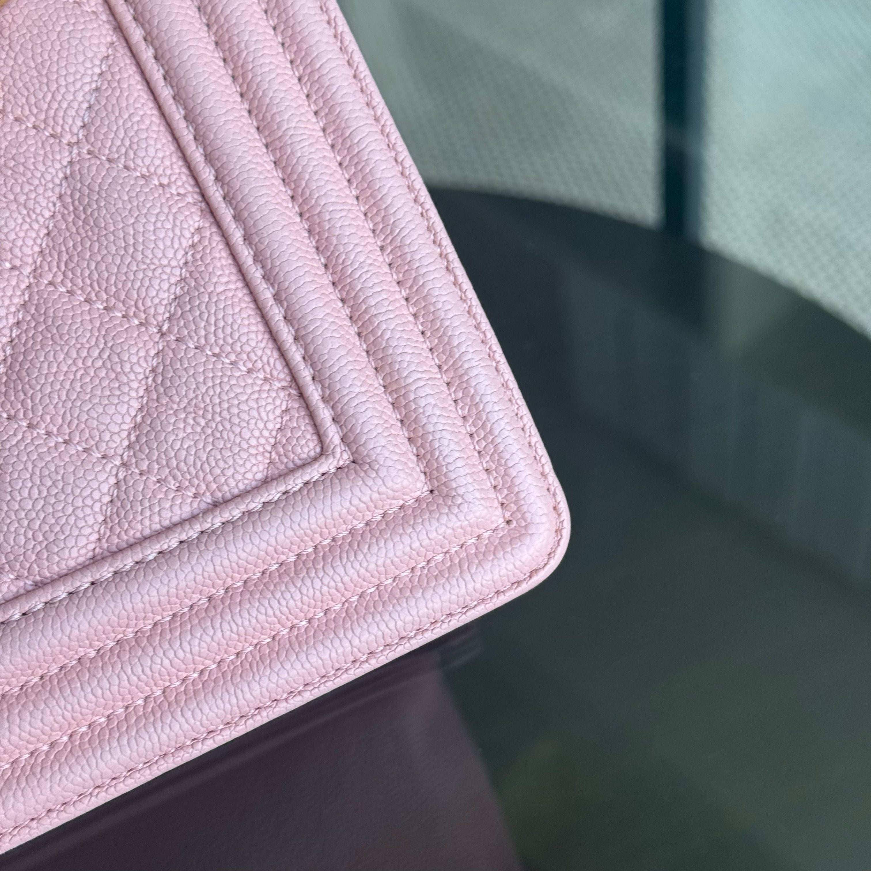 Chanel Boy Medium - Caviar 25CM Quilted Pink Gold Hardware Series 25