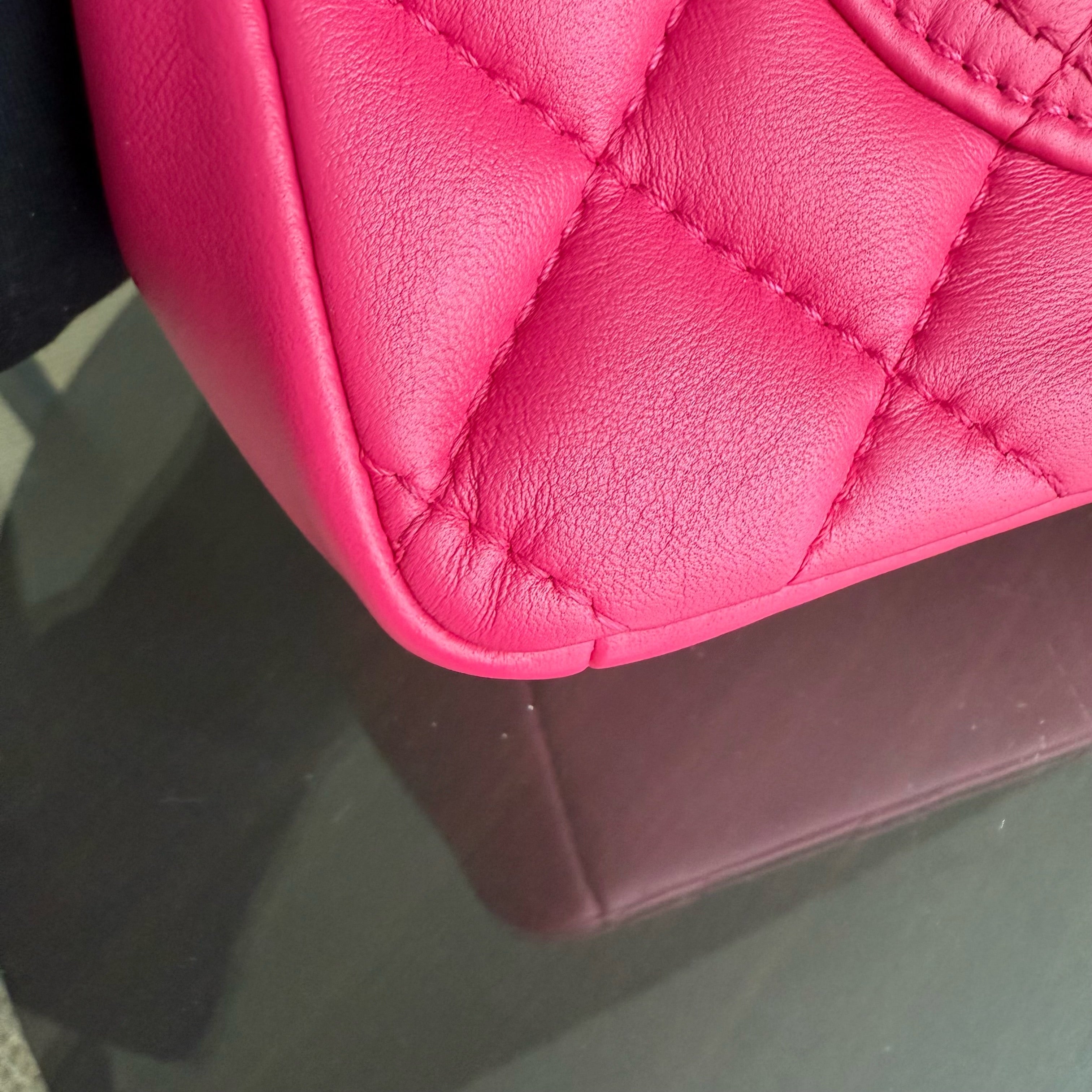 Chanel Chic Flap Small - 23CM Quilted Lambskin Hot Pink Gold Hardware Series 22