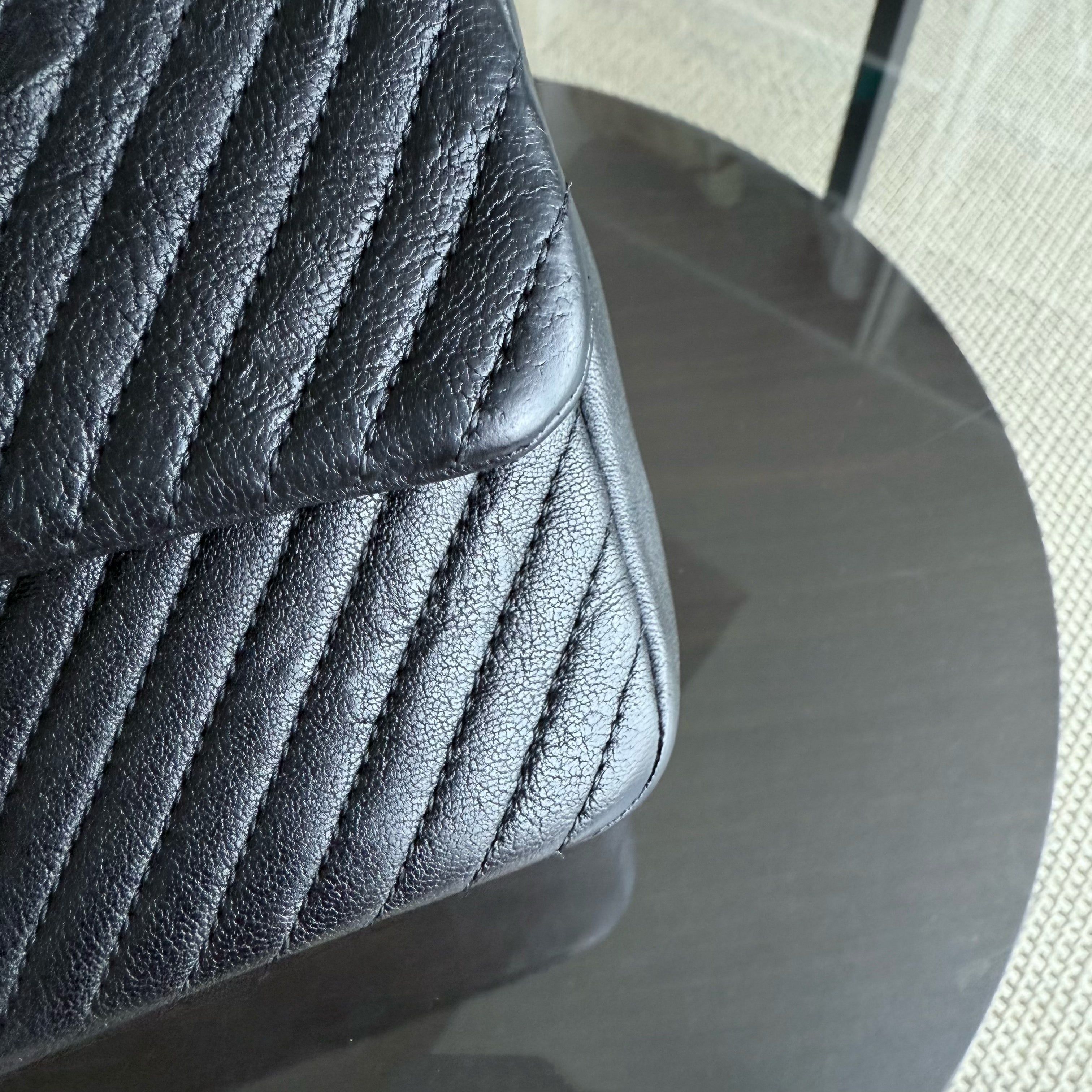 Chanel Seasonal Flap Herringbone - 23CM Calfskin Chevron Black Series 22
