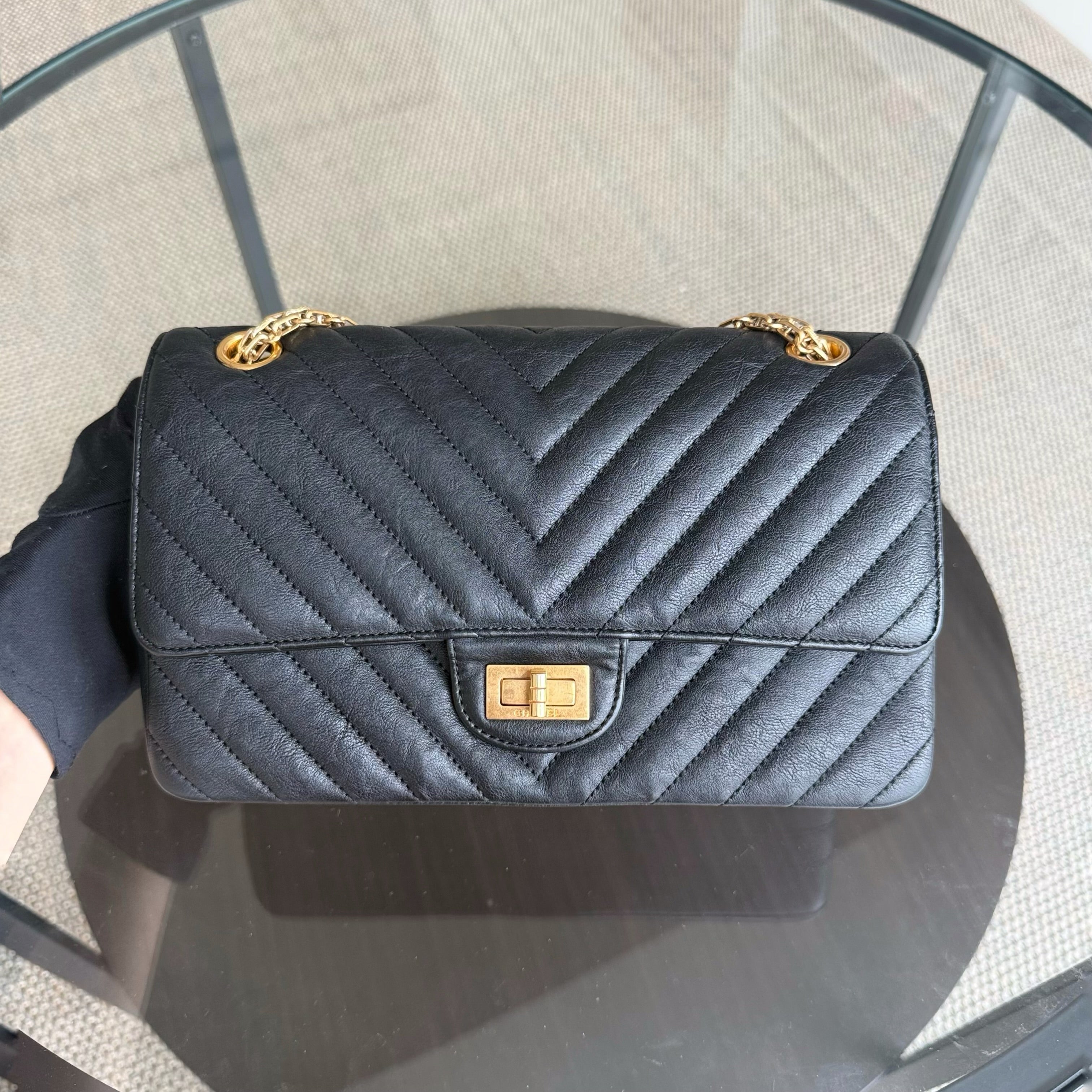 Chanel 2.55 Reissue 225 - 24CM Caviar Grained Calfskin Quilted Black Chevron Gold Hardware Series 27