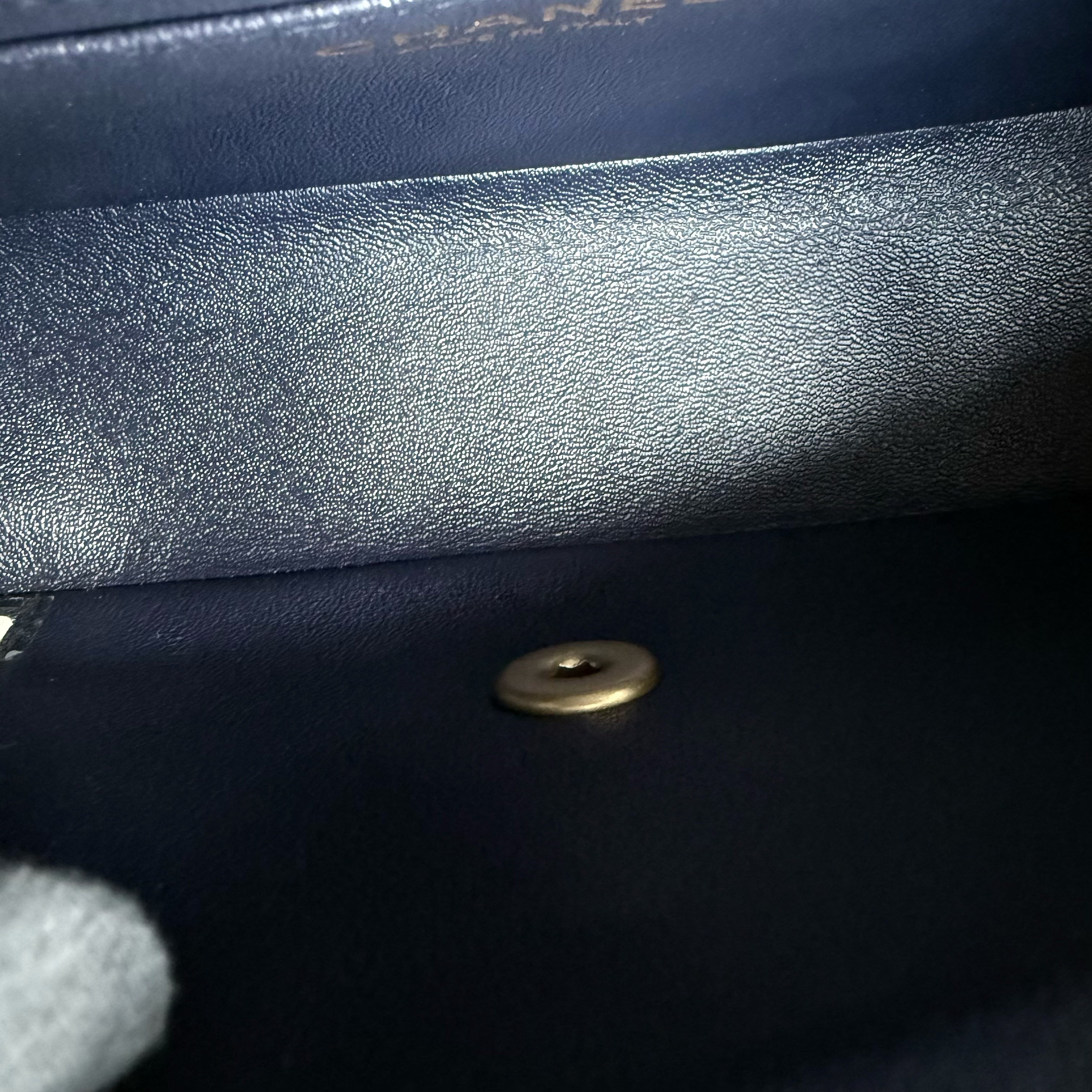 Chanel Classic Flap Mini - Caviar 20CM Quilted Dark Blue Gold Hardware Series 21